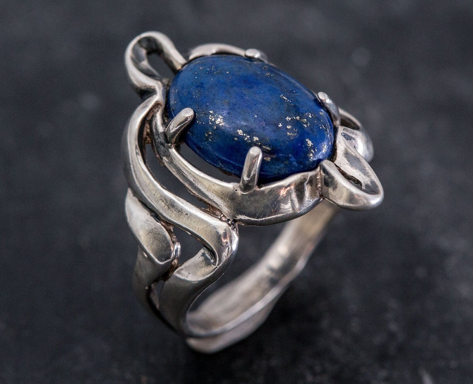 Artistic Lapis Ring, Lapis Lazuli Ring, Blue Lapis Lazuli, December Birthstone, Unique Design, Vintage Ring, Solid Silver Ring, Lapis Lazuli