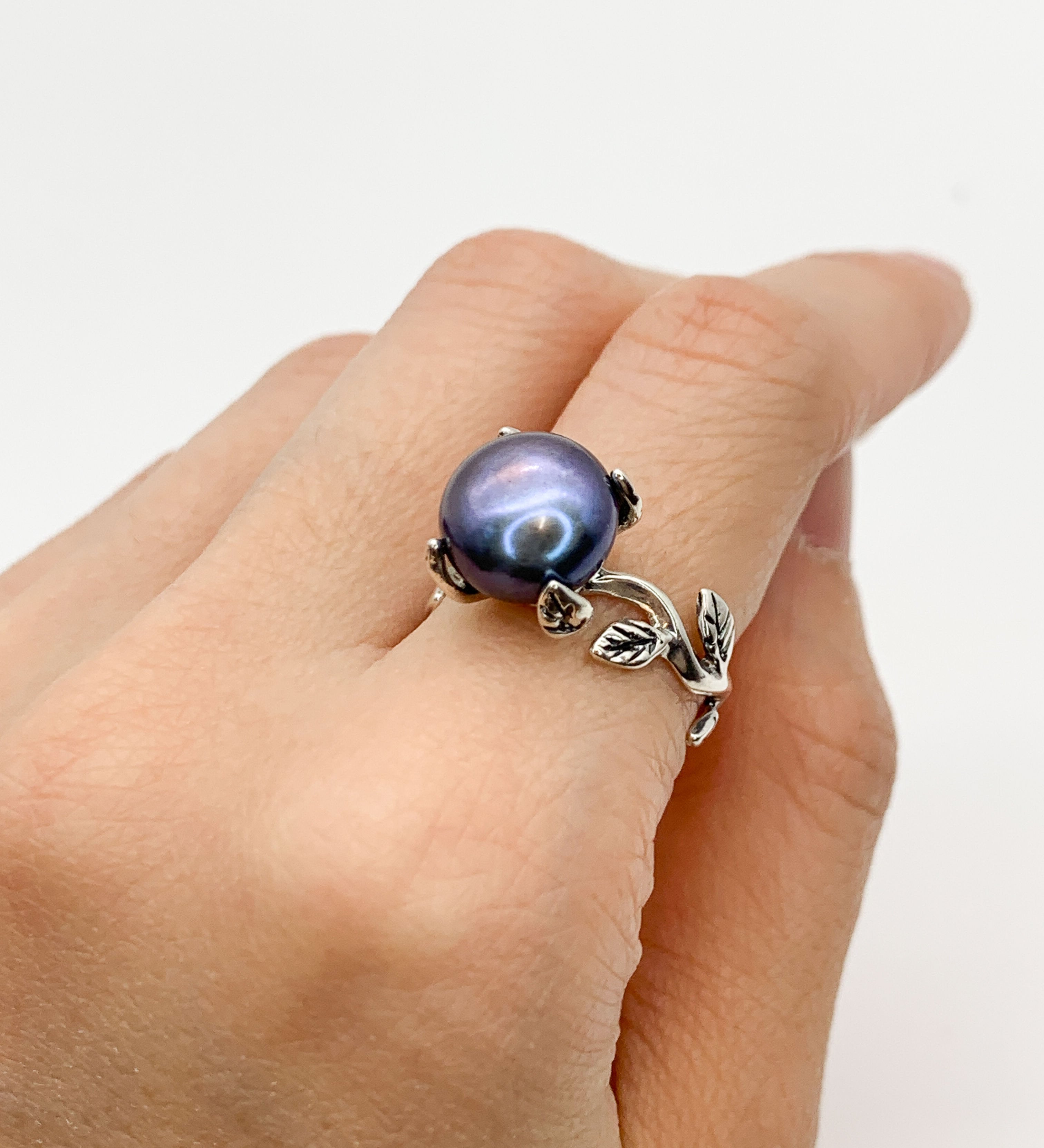 2848-R-nBLP: Sterling Silver 925 Natural Black Pearl