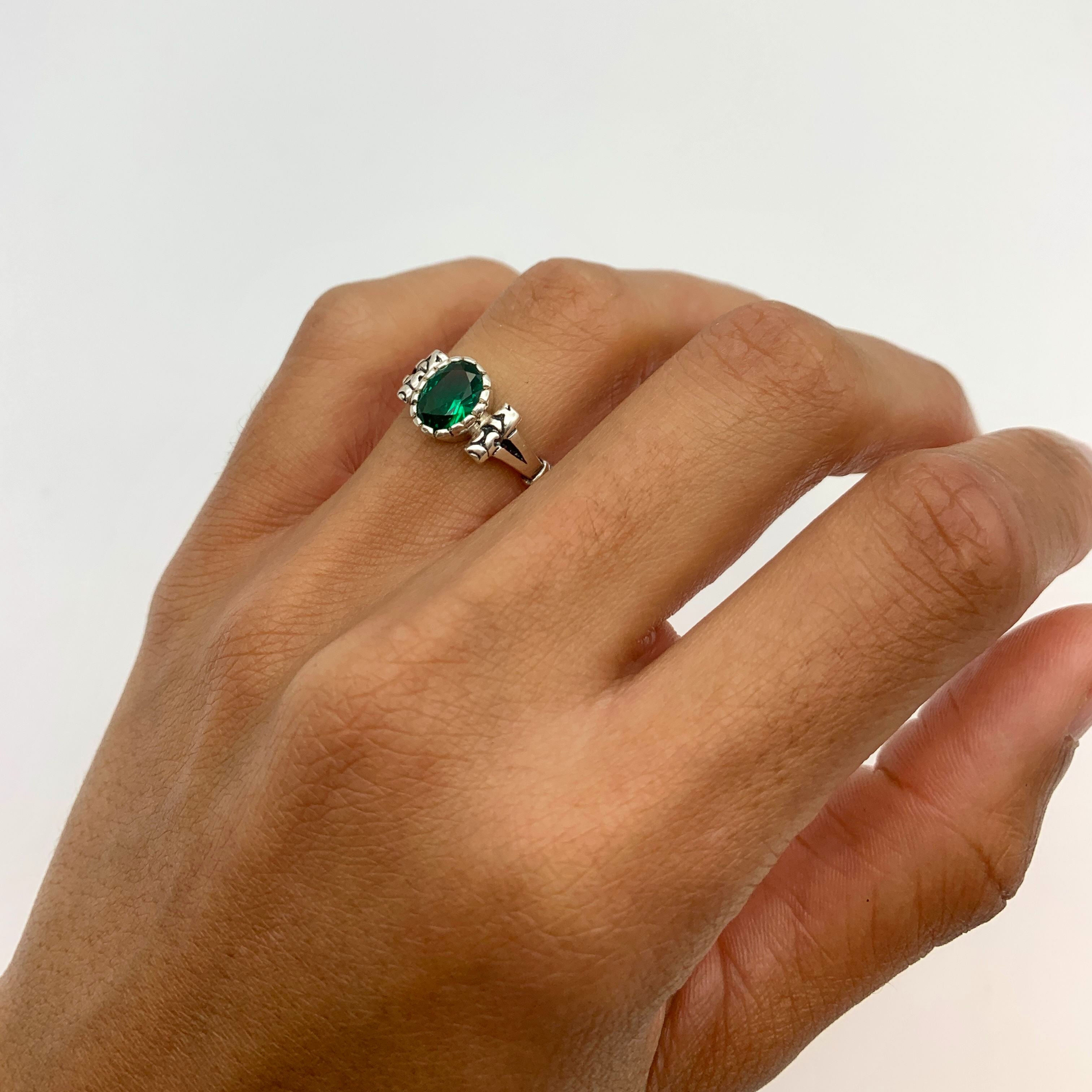 Charming 925 Sterling Silver ring with a gorgeous oval Created Green Emerald, ideal for daily wear and May birthday gifts.