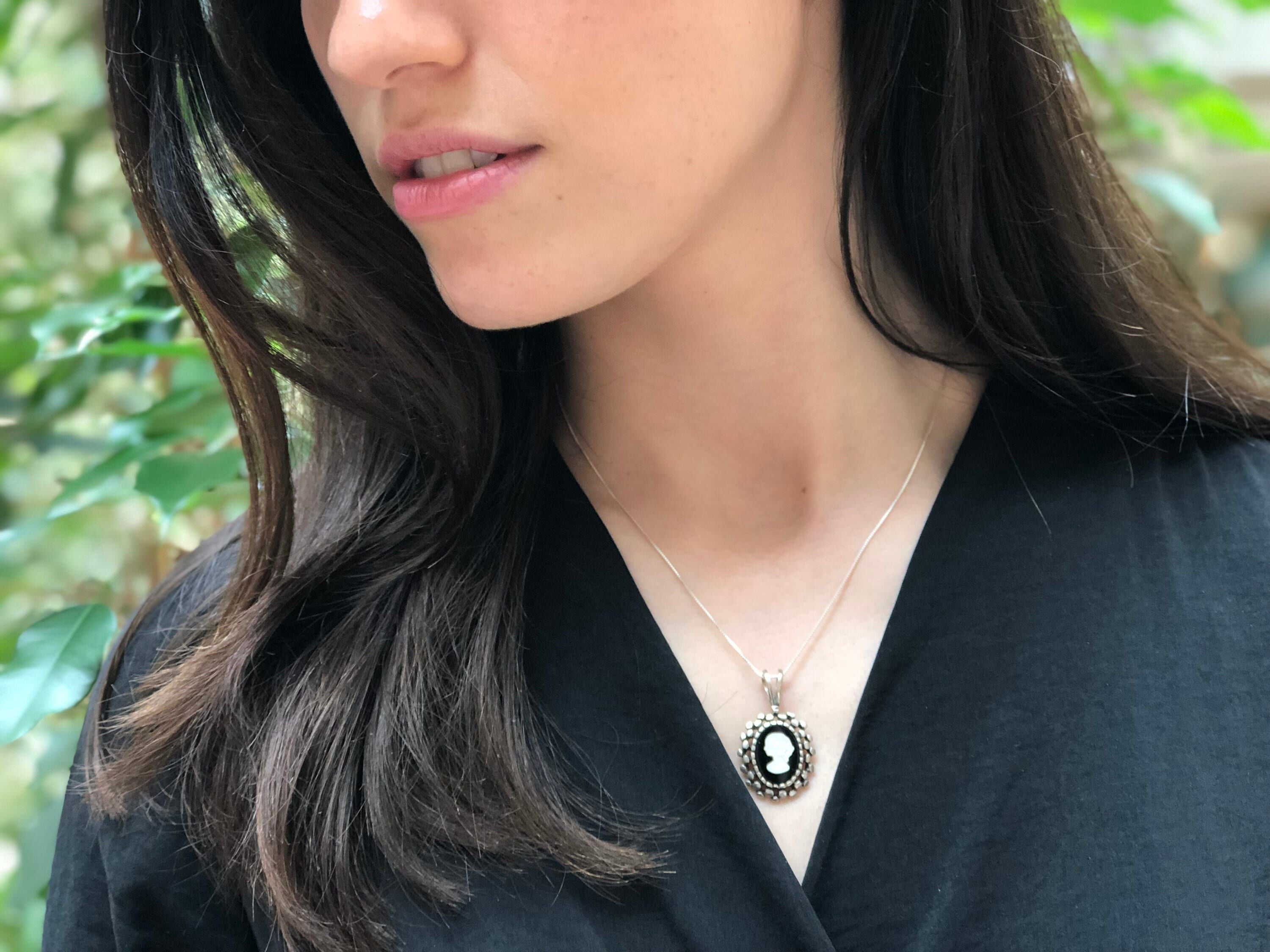 Cameo Pendant, Shell Pearl Pendant, Onyx Pendant, Lady Pendant, Vintage Pendant, Roman Pendant, Carved Pendant, Silver Pendant, Shell Pearl