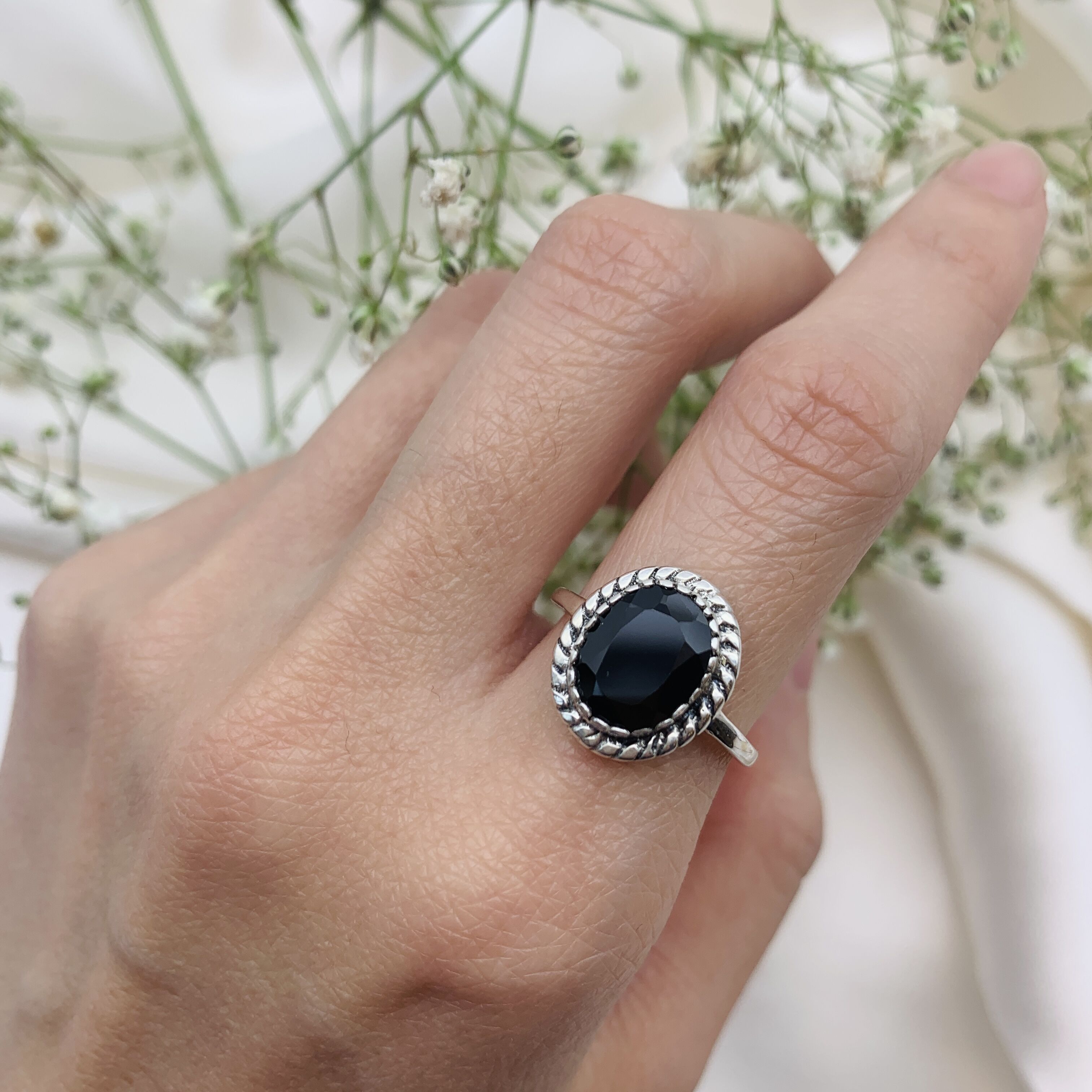 Vintage Onyx Ring - Black Cocktail Ring - Natural Onyx Ring