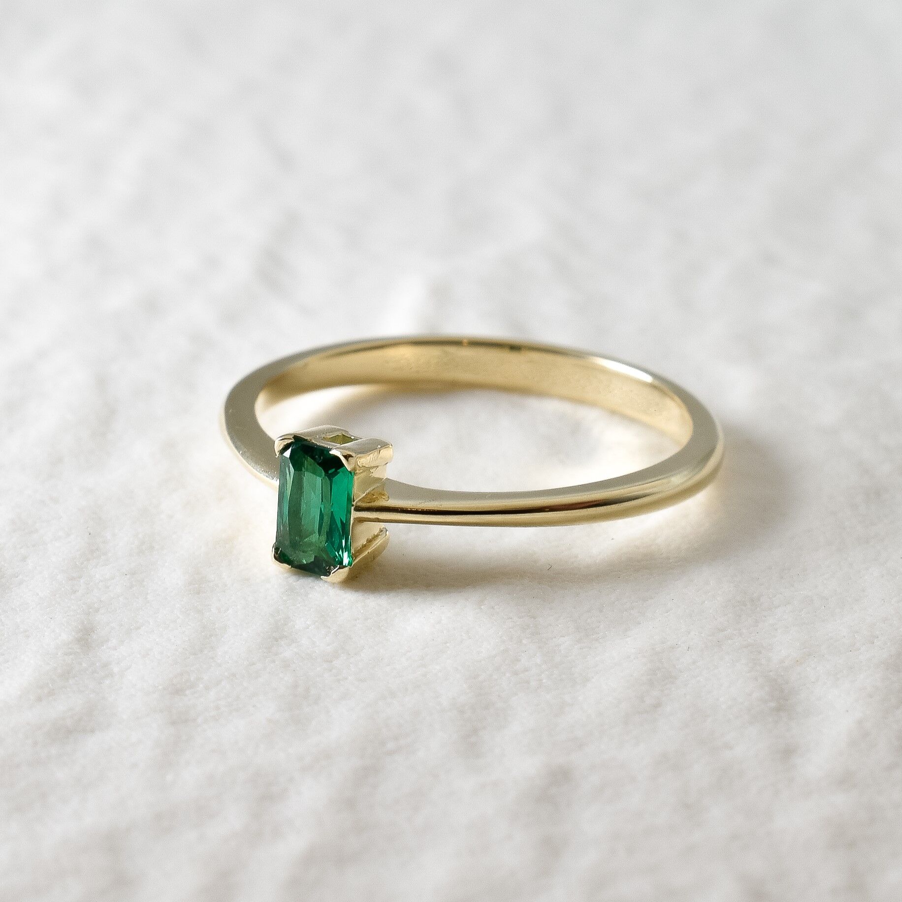 RT-630-R-cEME: 14k Yellow Gold Created Emerald