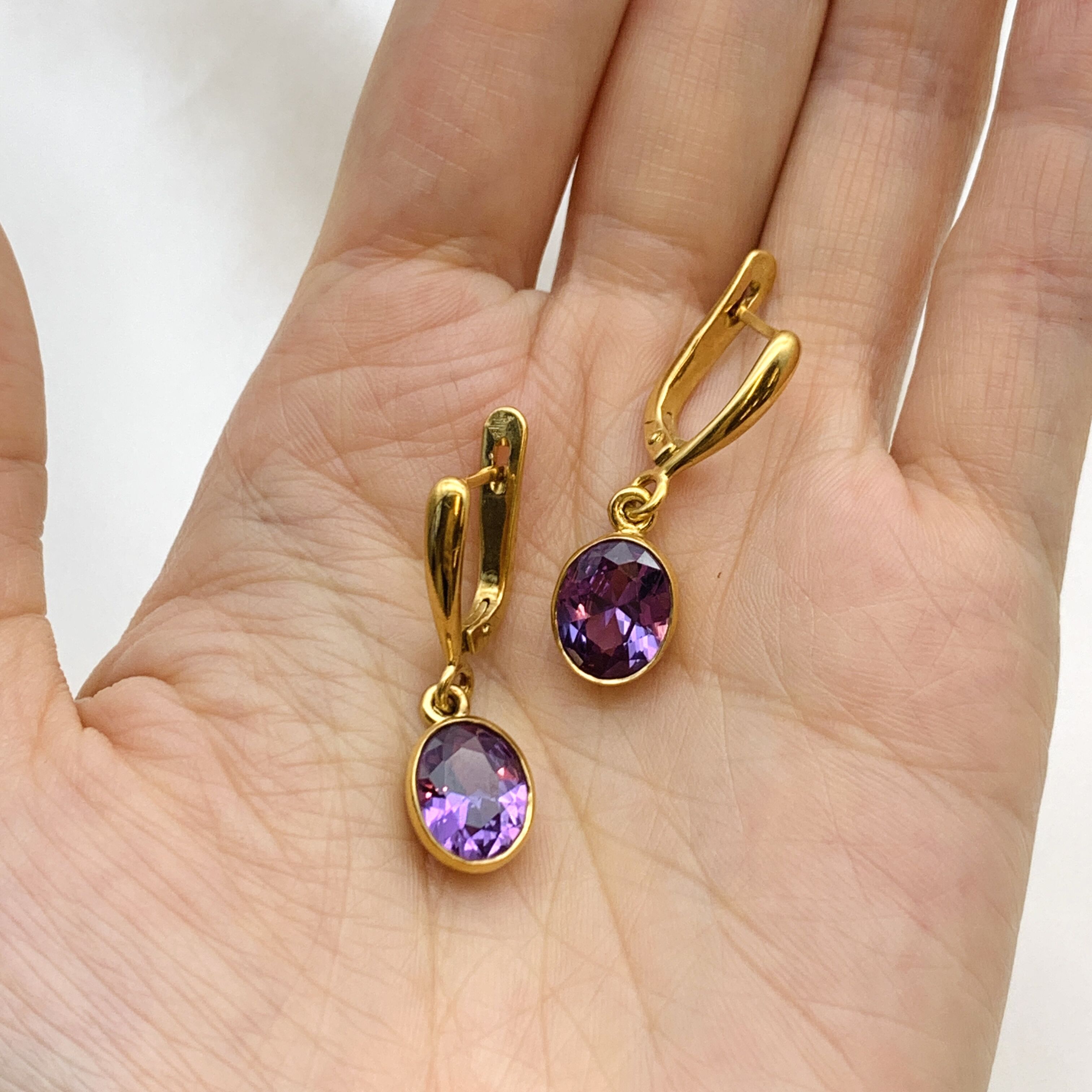 1118-E-nAME: Gold Vermeil 18k Amethyst 10x8mm Oval