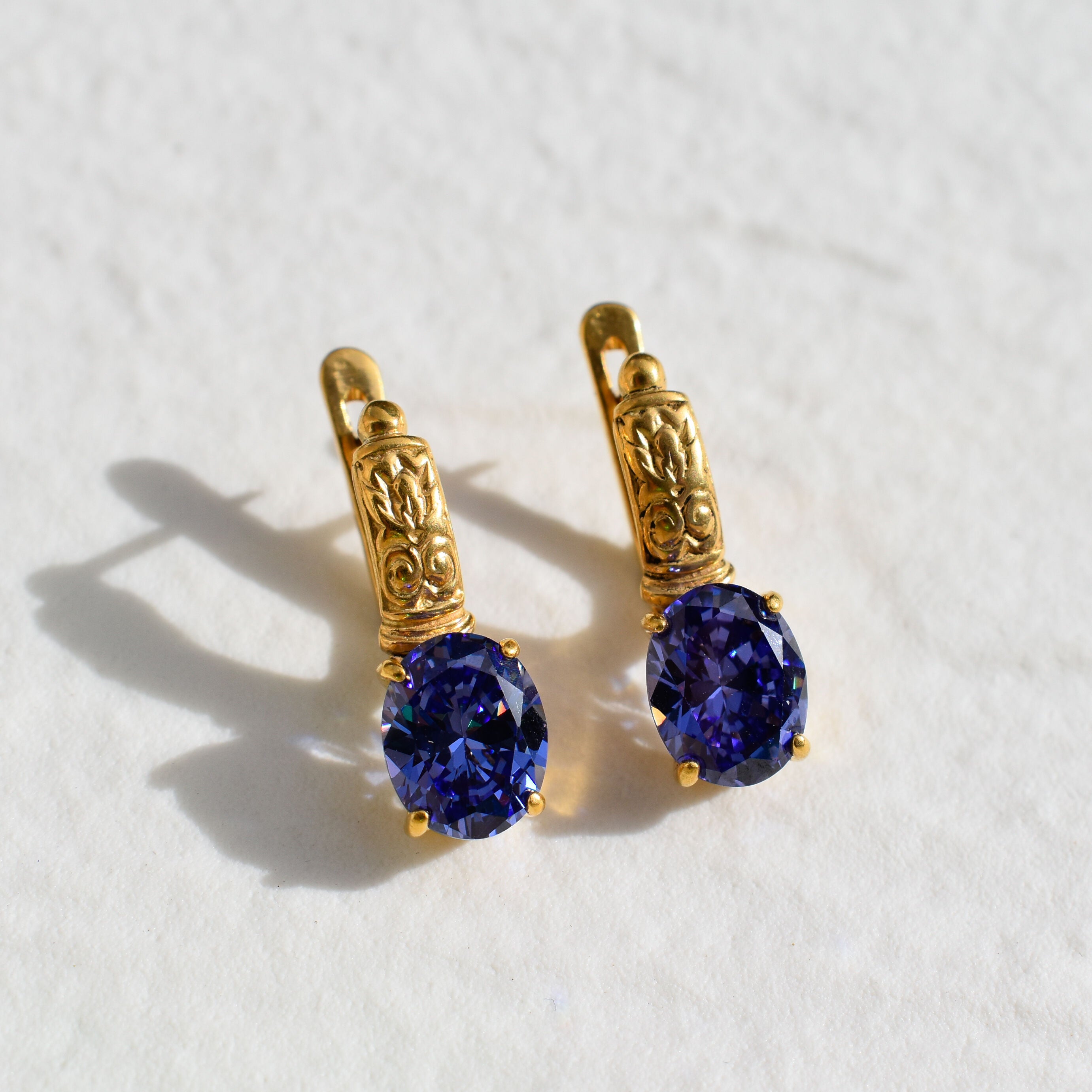 2804-E-cTAN: Gold Vermeil 18k Tanzanite 10x8 oval