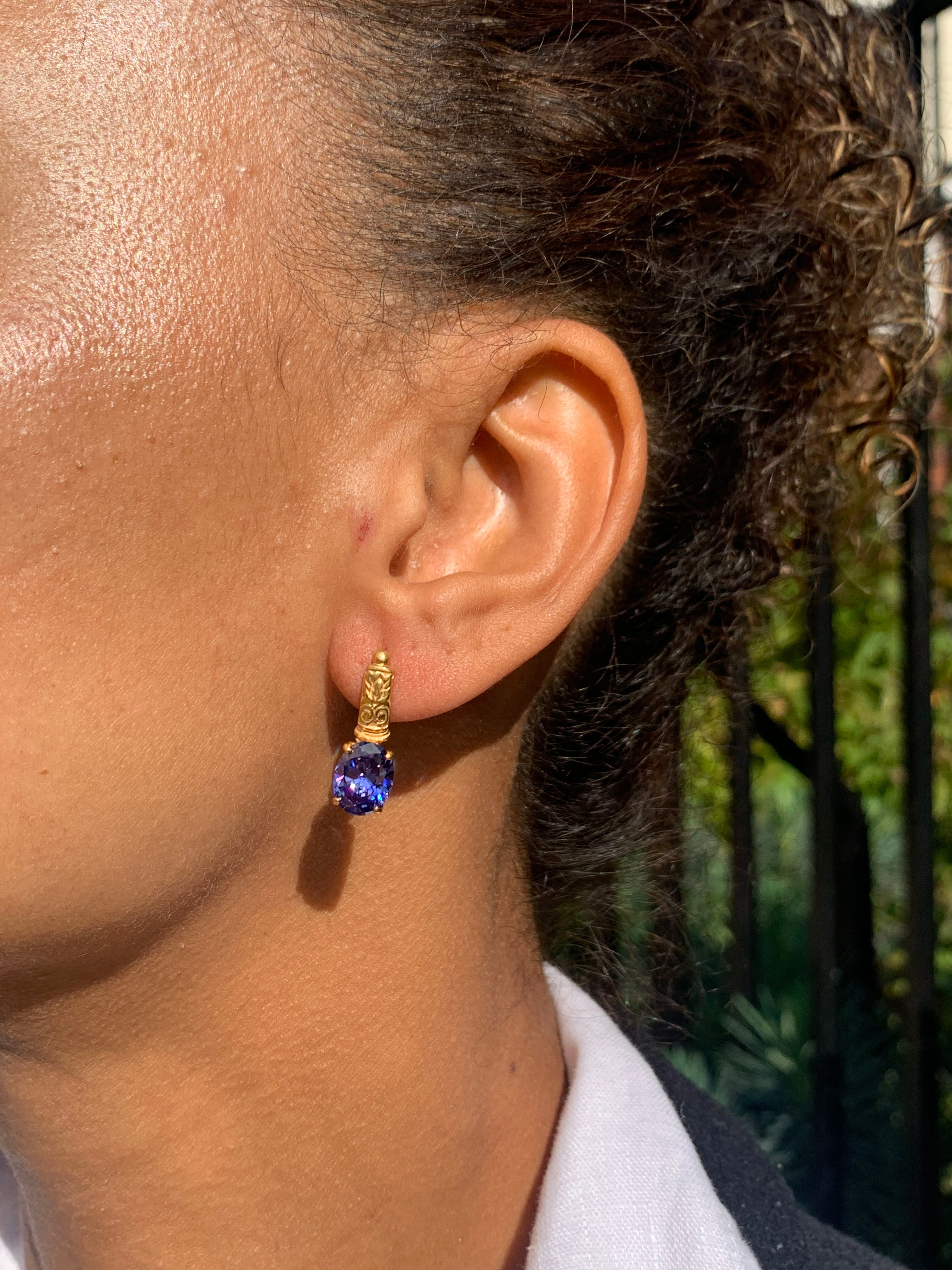 2804-E-cTAN: Gold Vermeil 18k Tanzanite 10x8 oval