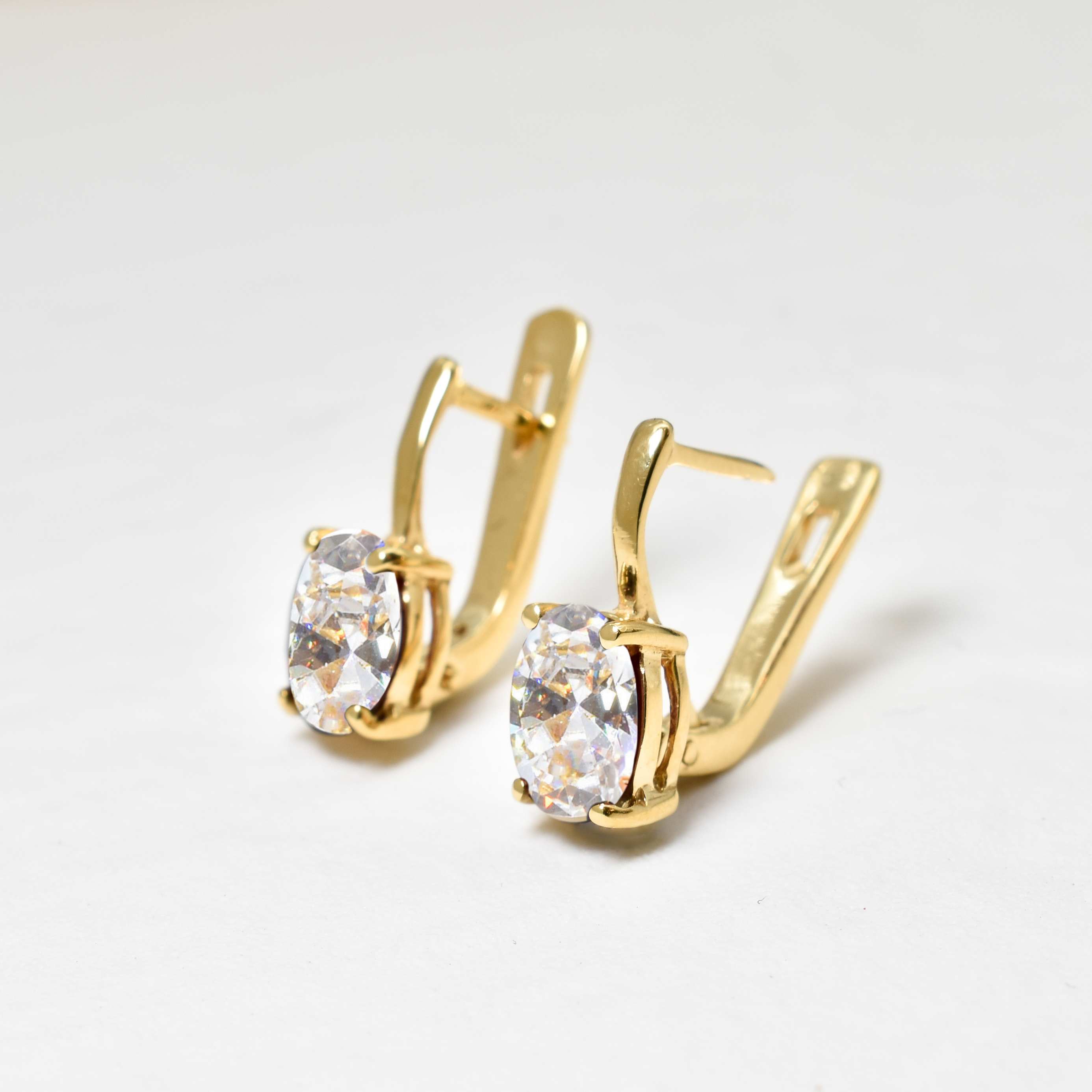 2828-E-cCZZ: Gold Vermeil 18k CZ 8x6 oval