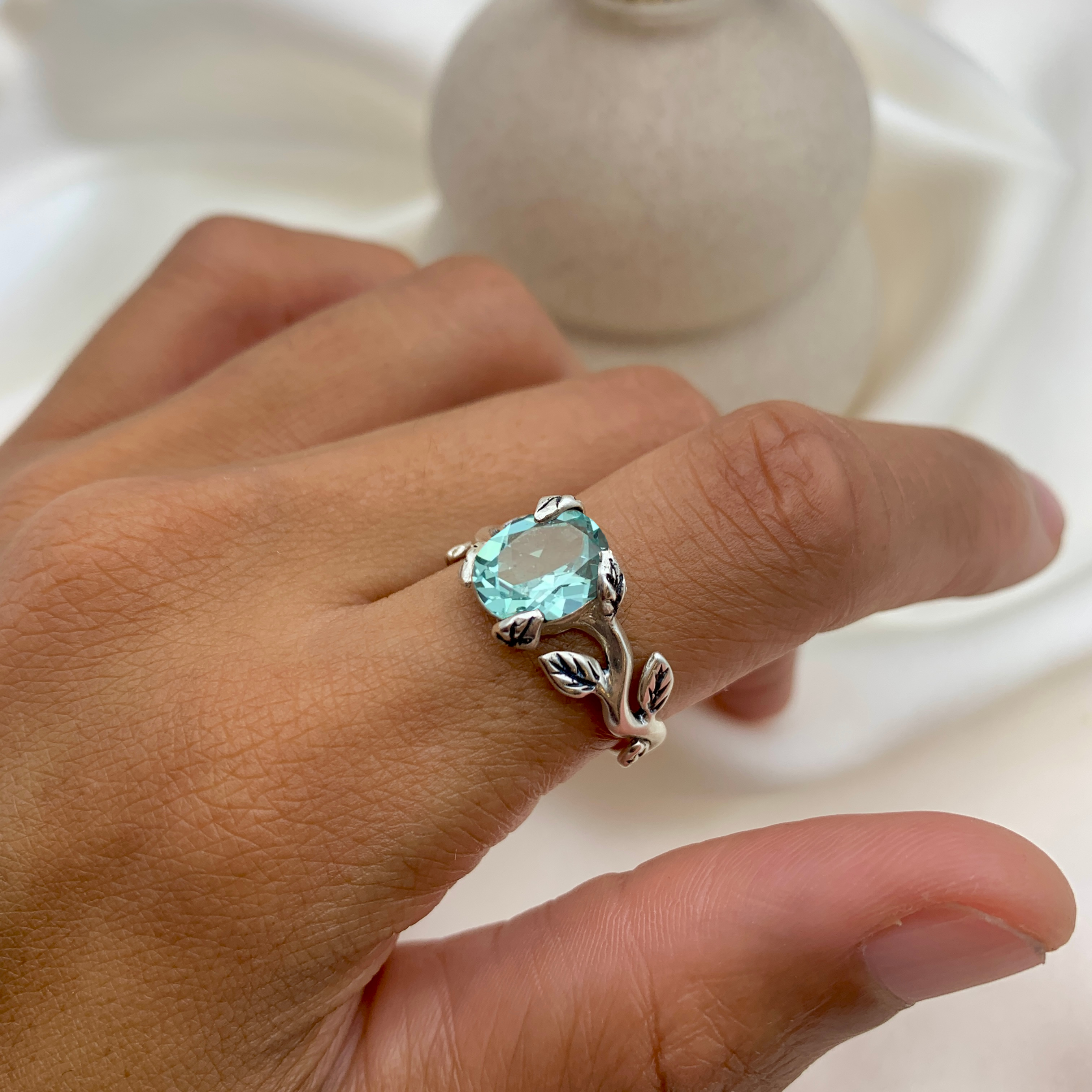 2848-R-cAQU: Sterling Silver 925 Created Aquamarine 10x8mm Oval