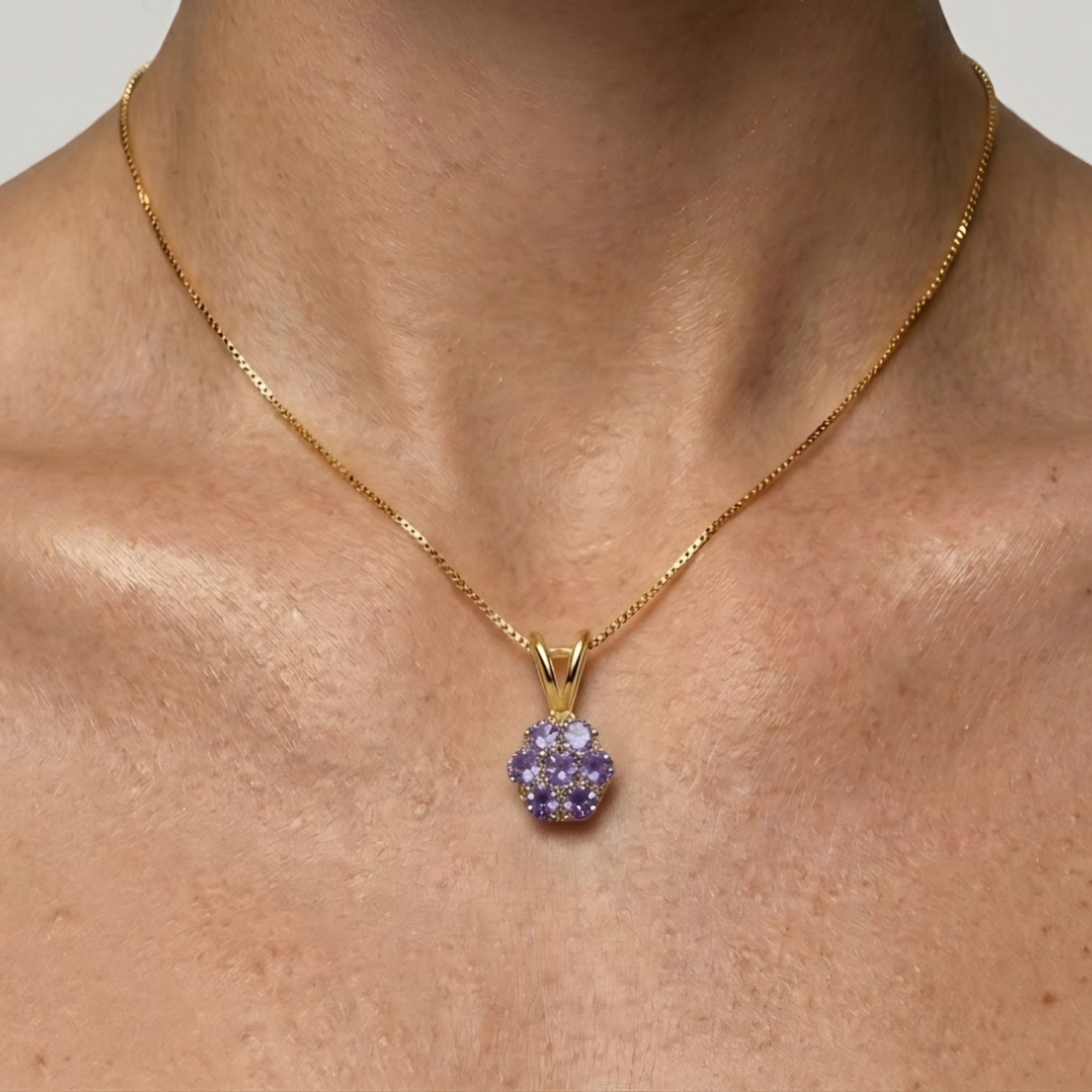 Ideal gifting ideas, Adina Stone Jewelry comes in a luxury cardboard box ready for gifting, green sustainable jewelry box.