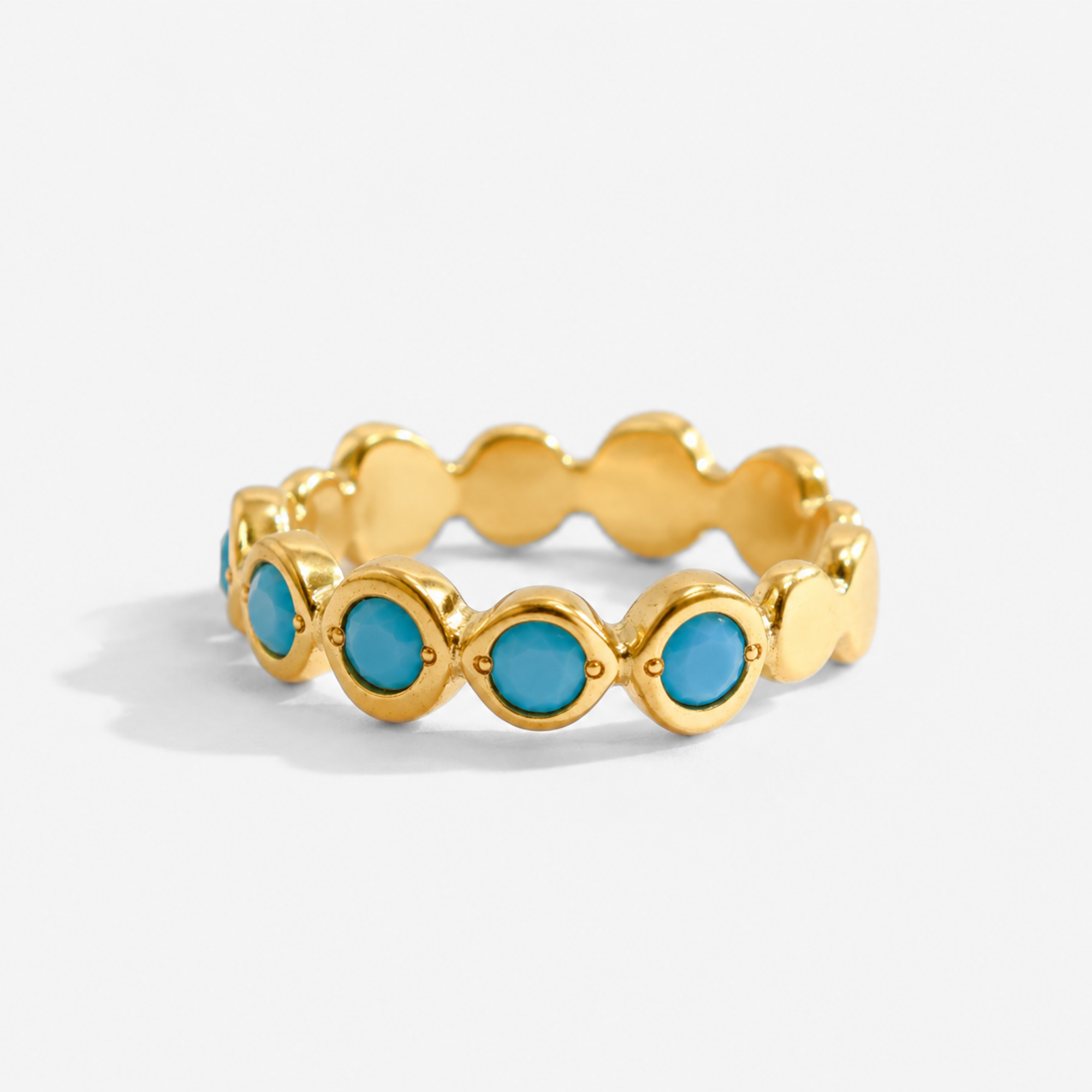 Round blue turquoise 18k gold vermeil prong ring, December birthstone, ideal everyday gift for protection & communication.