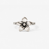Silver Flower Ring - Floral Band Ring - Silver Petal Ring