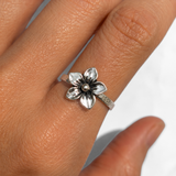 Silver Flower Ring - Floral Band Ring - Silver Petal Ring