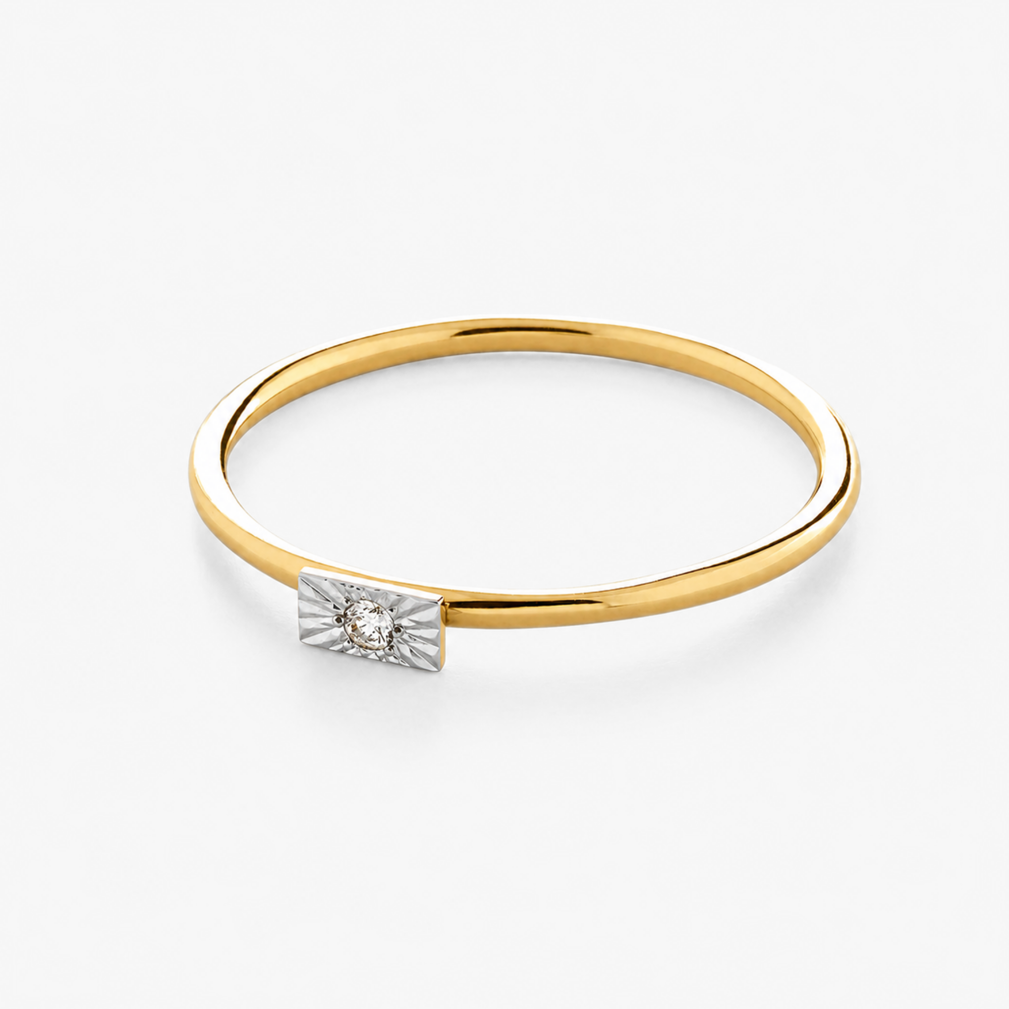 Ideal gifting ideas, Adina Stone Jewelry comes in a luxury cardboard box ready for gifting, green sustainable jewelry box.