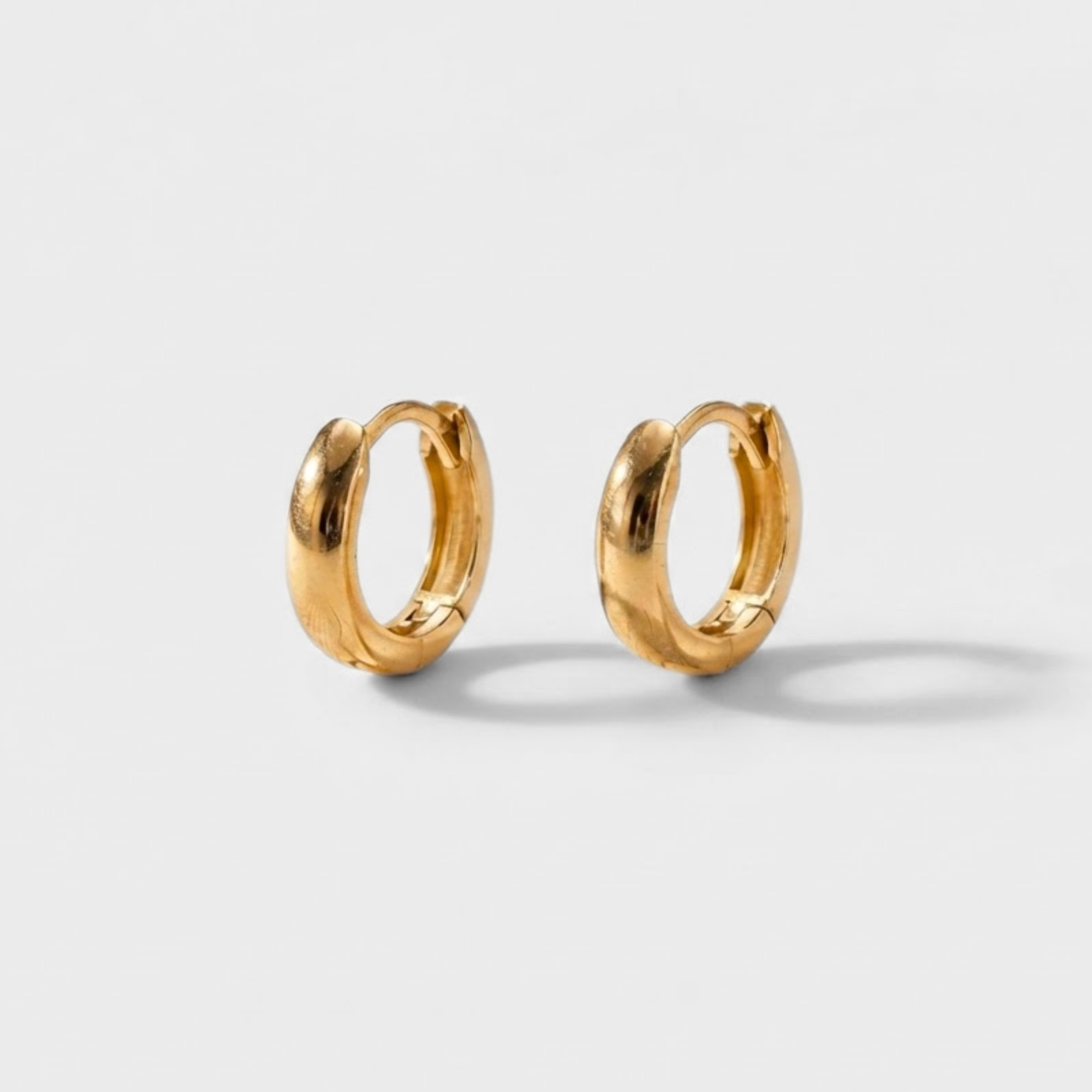 14K Gold Hoop Earrings made in 14k Yellow Gold. Ideal for everyday wear and perfect for birthday gifting and special occasions.