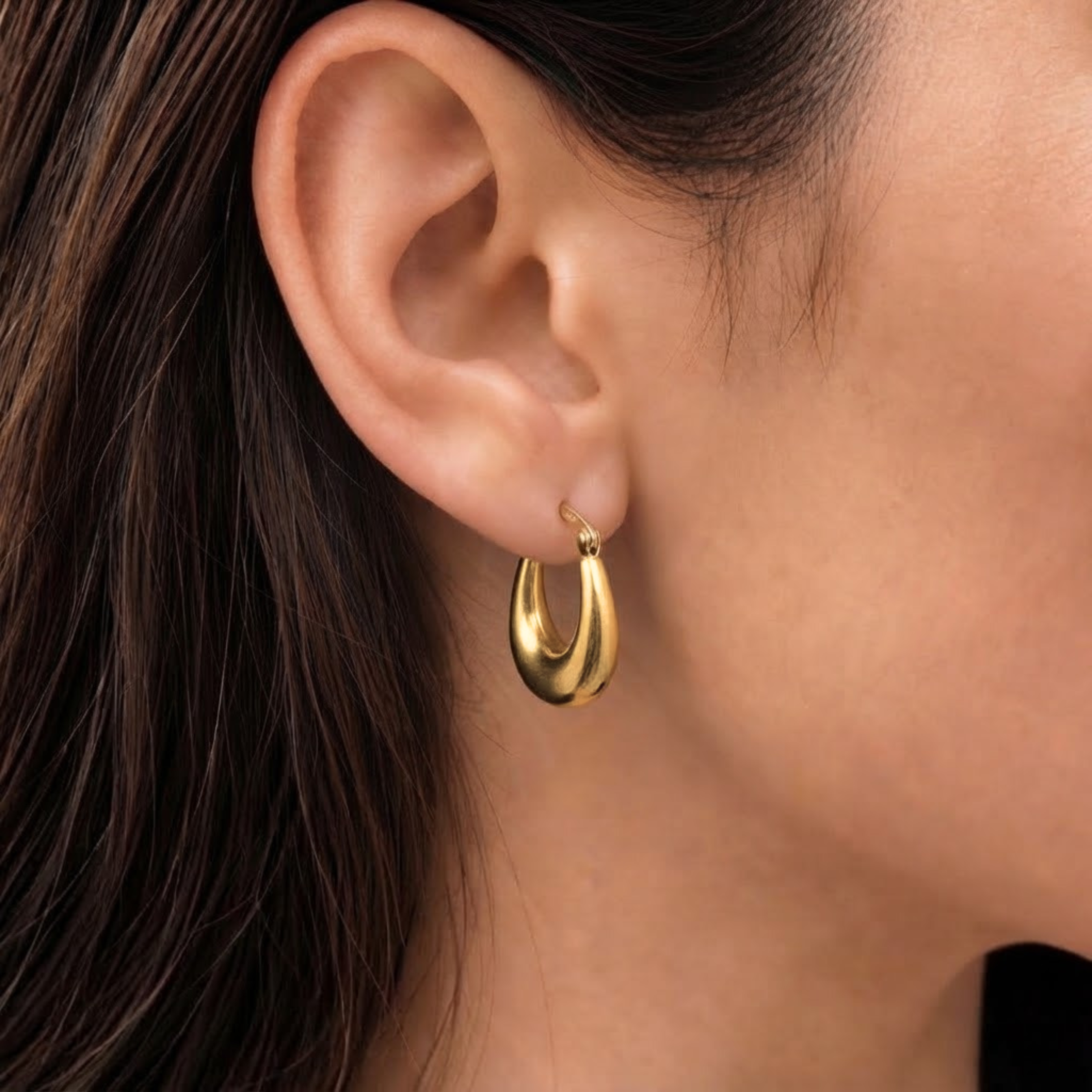 18k gold vermeil earrings— elegant everyday jewelry, perfect for birthdays and special occasions.