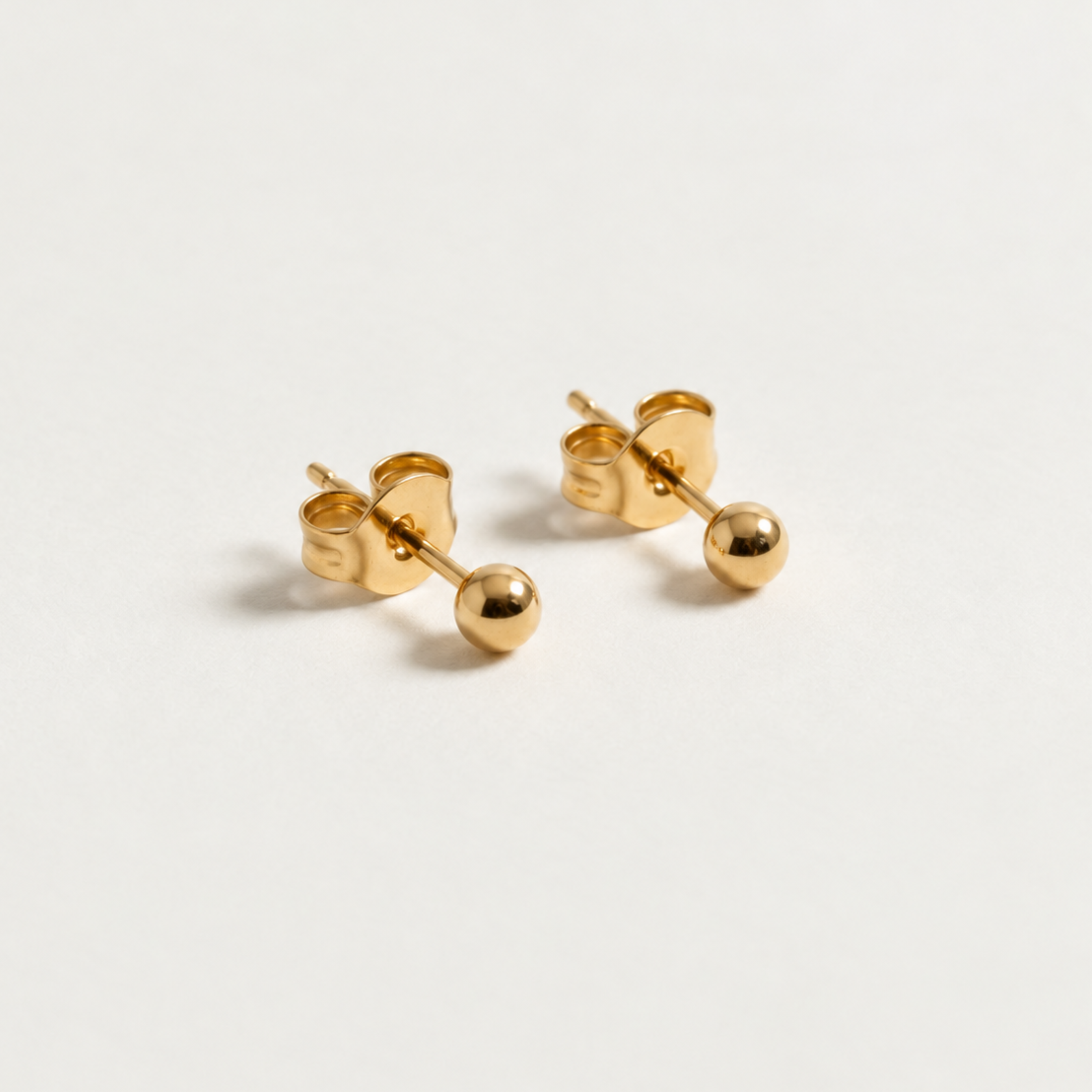 made in 14k Yellow Gold. Ideal for everyday wear and perfect for birthday gifting and special occasions.