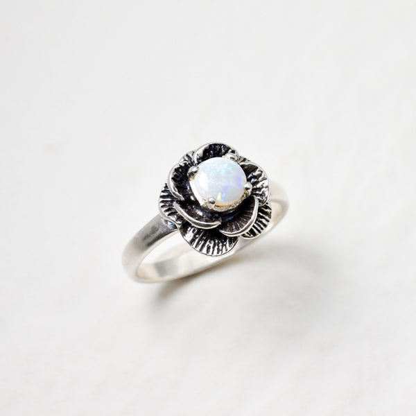 Australian_Opal_Flower_Ring_gr