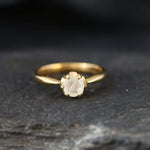 Moonstone ring ideal for special evenings, bridal events or intimate celebrations.