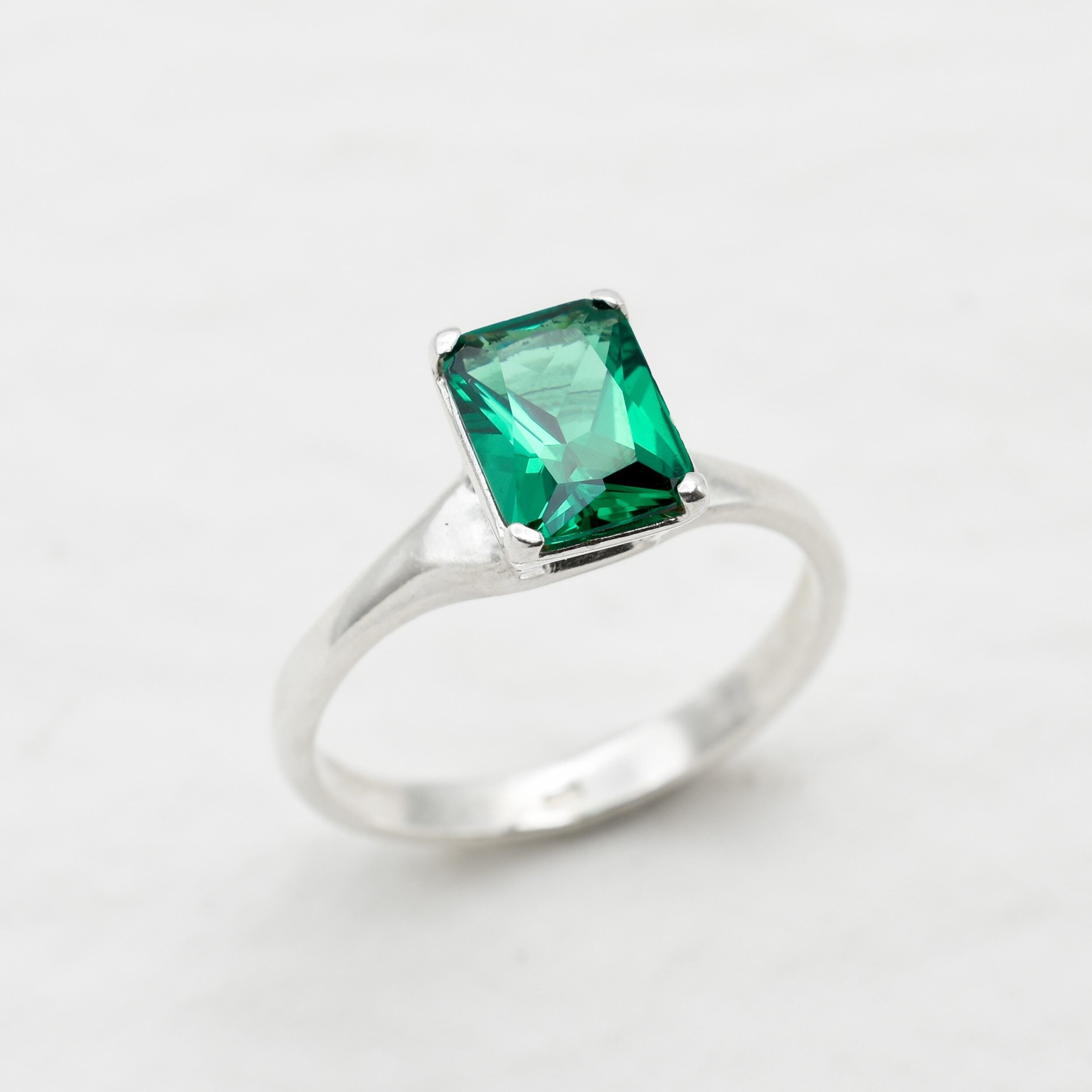Created Emerald Ring made in 925 Sterling Silver with Emerald Created Green Emerald in Solitaire setting, May Birthstone gift idea, symbolizes, ideal for everyday wear and perfect for birthday gifting and special occasions.