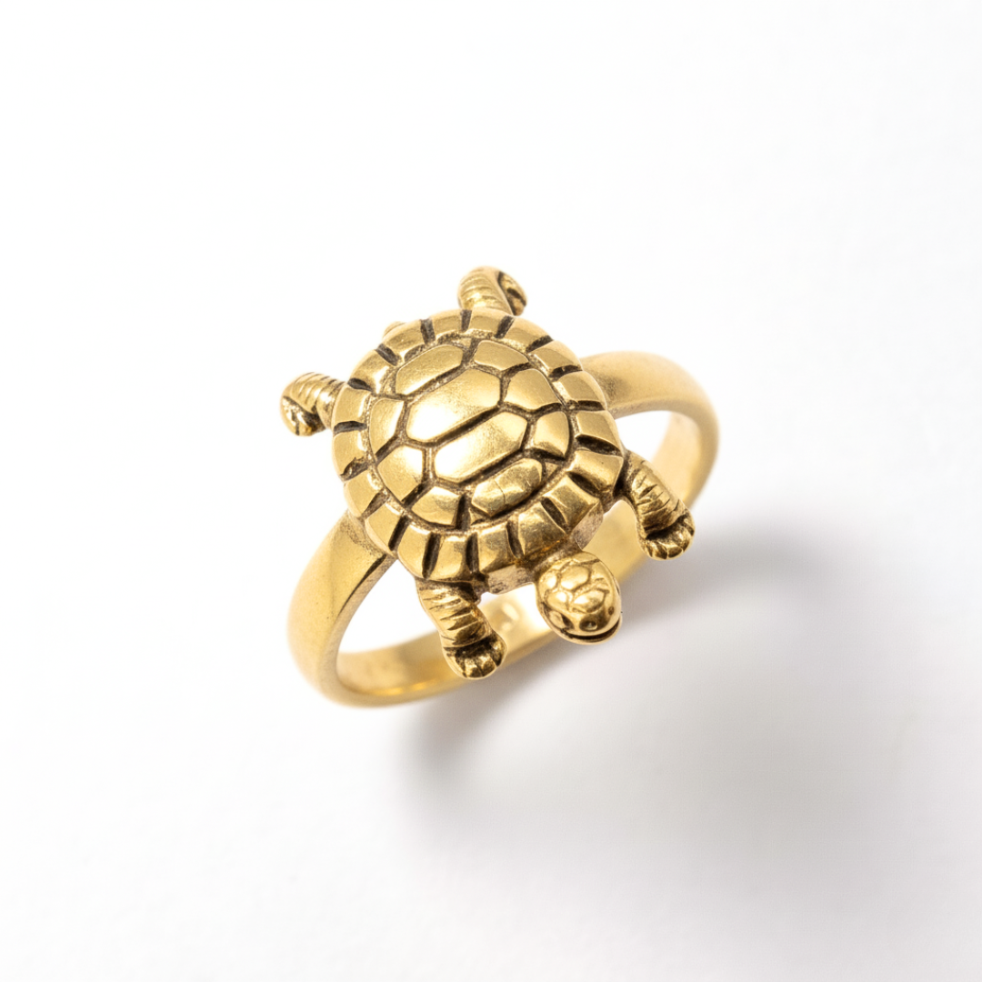Dainty Gold Turtle Ring - Good Luck Ring - Turtle Lover Ring made in 18k Gold Vermeil. Ideal for everyday wear and perfect for birthday gifting and special occasions.