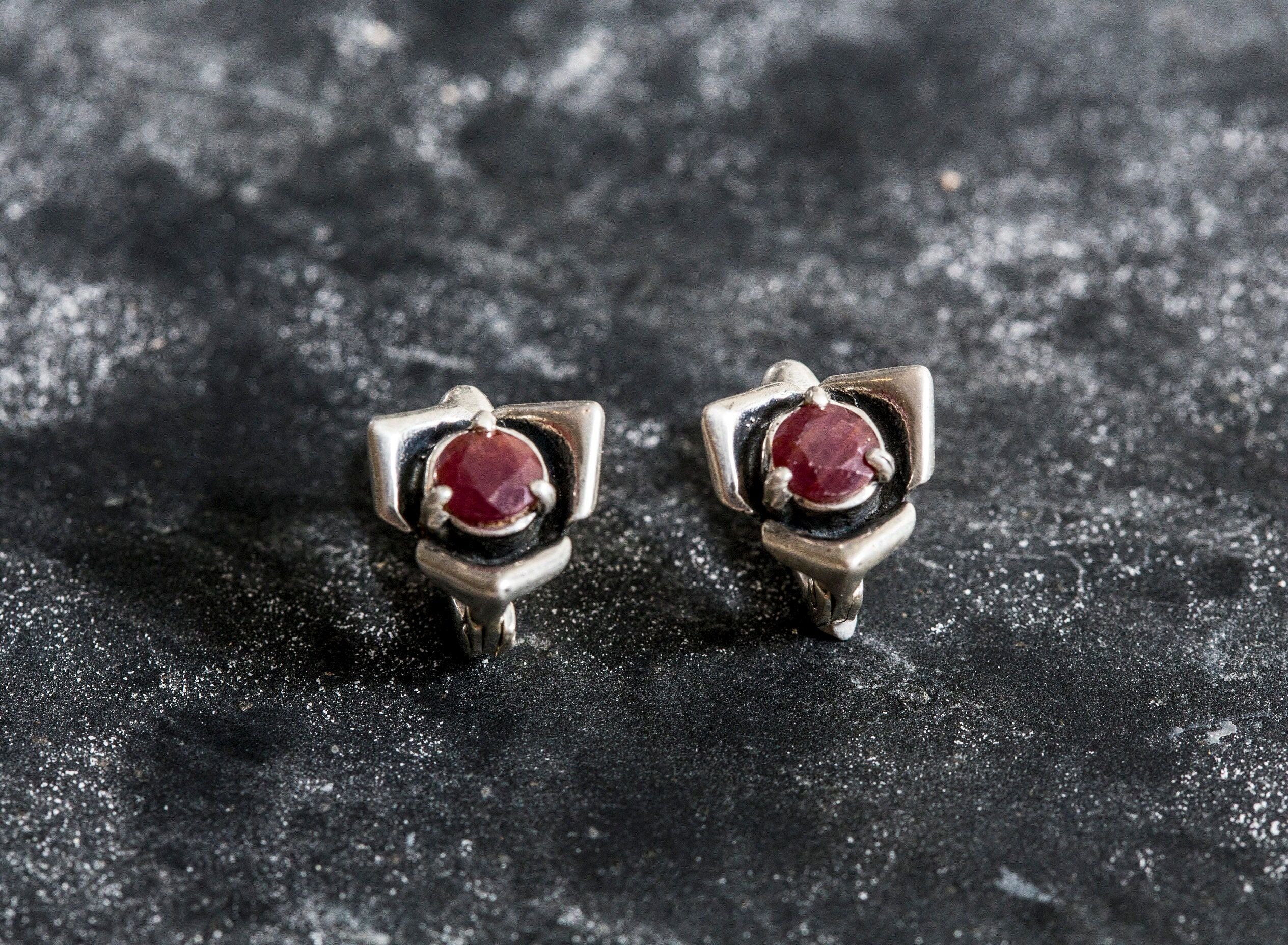 Elegant 925 Sterling Silver earrings showcasing a vibrant Round Natural Ruby, ideal for birthdays and special events.