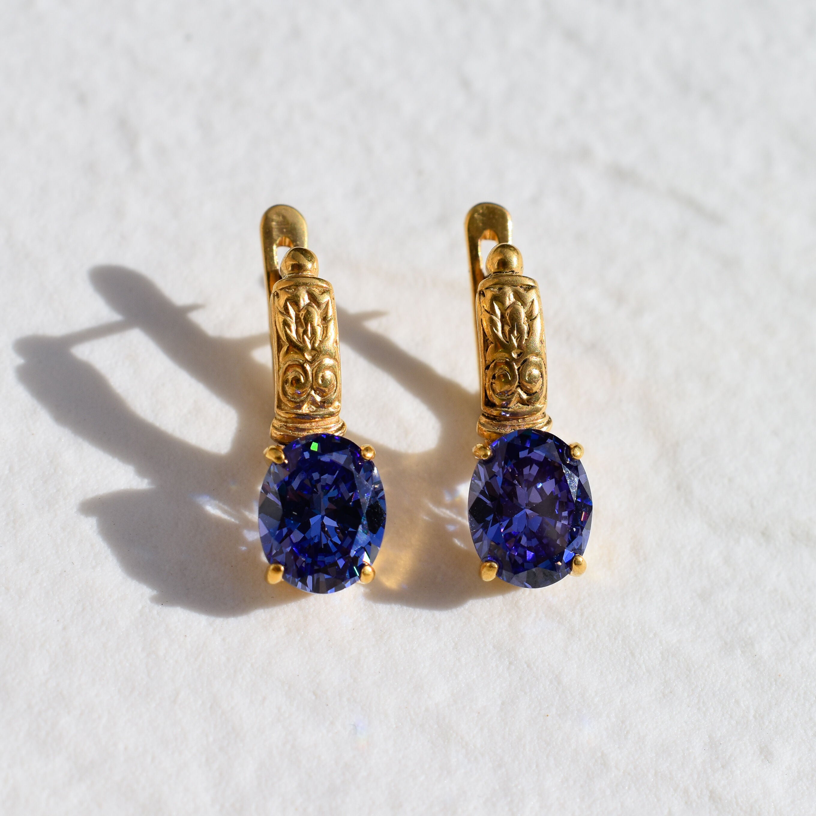 2804-E-cTAN: Gold Vermeil 18k Tanzanite 10x8 oval