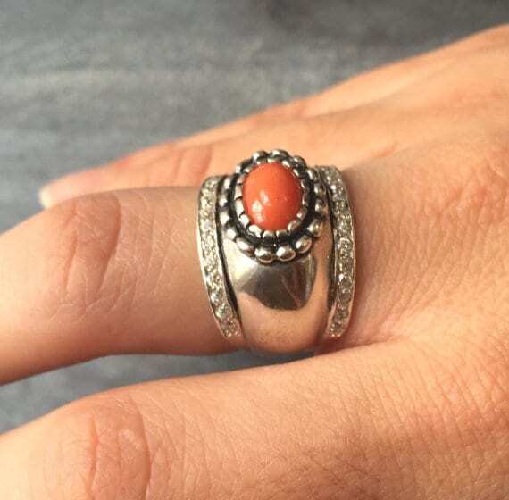 Elegant 925 Sterling Silver ring featuring an oval natural emerald, perfect for May birthdays and everyday wear.