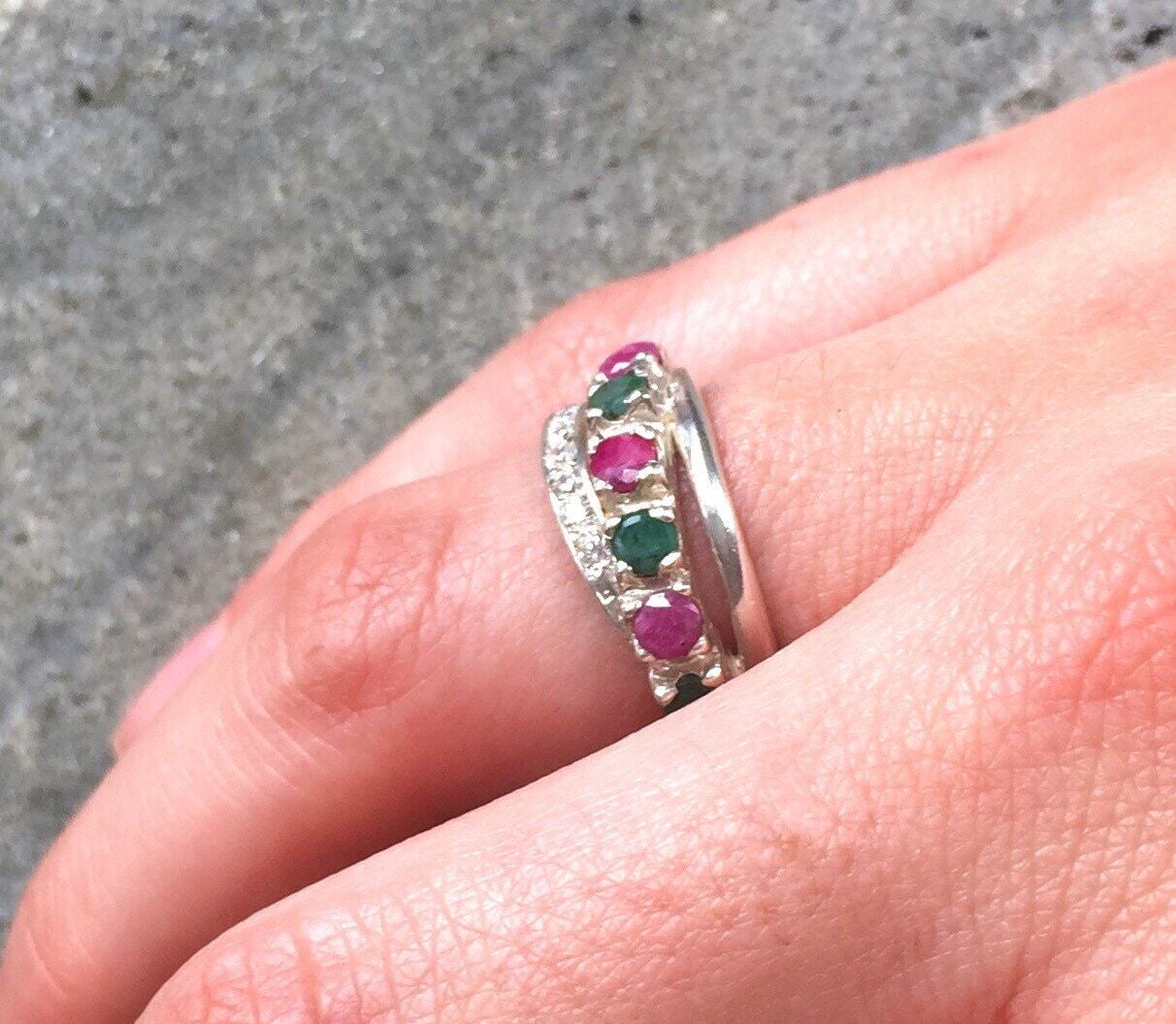 Elegant 925 Sterling Silver Natural Emerald Ring with Round Green Emerald, perfect for May birthdays and heartfelt gifts.