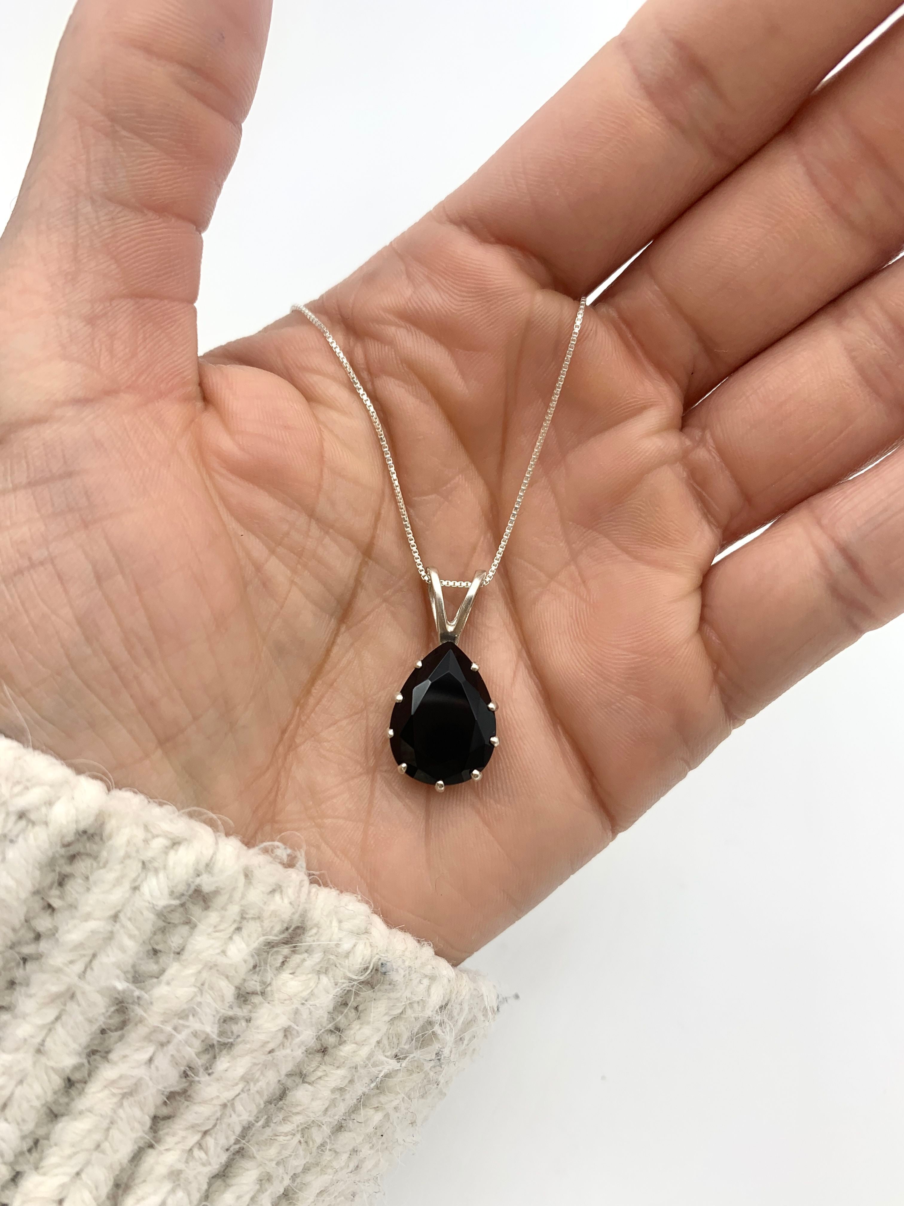 Onyx Pendant Necklace is ideal for weddings or formal dinners.