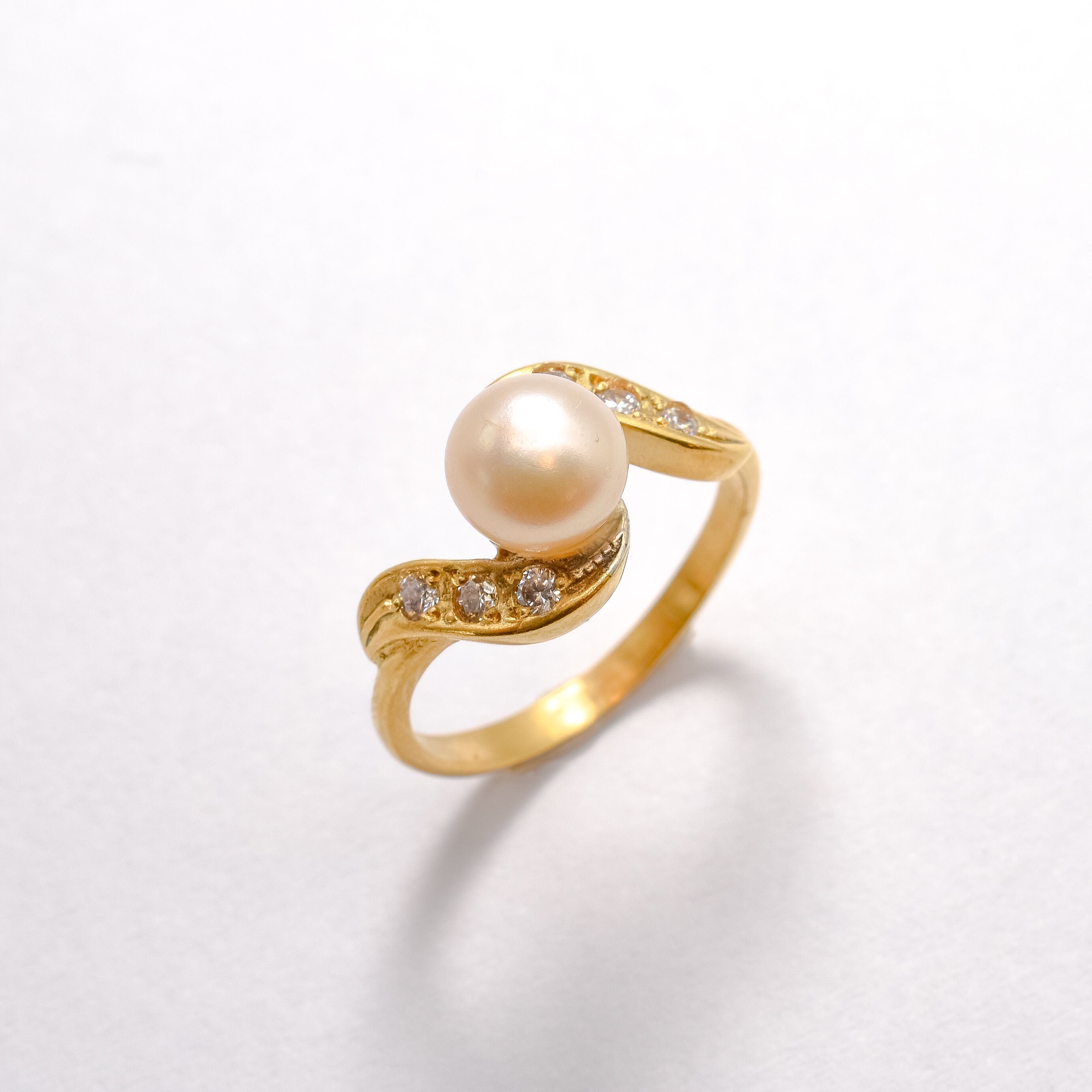 Natural Pearl Ring made in 18k Gold Vermeil with Natural White Pearl in Bezel setting, June Birthstone gift idea, symbolizes purity and integrity, ideal for everyday wear and perfect for birthday gifting and special occasions.