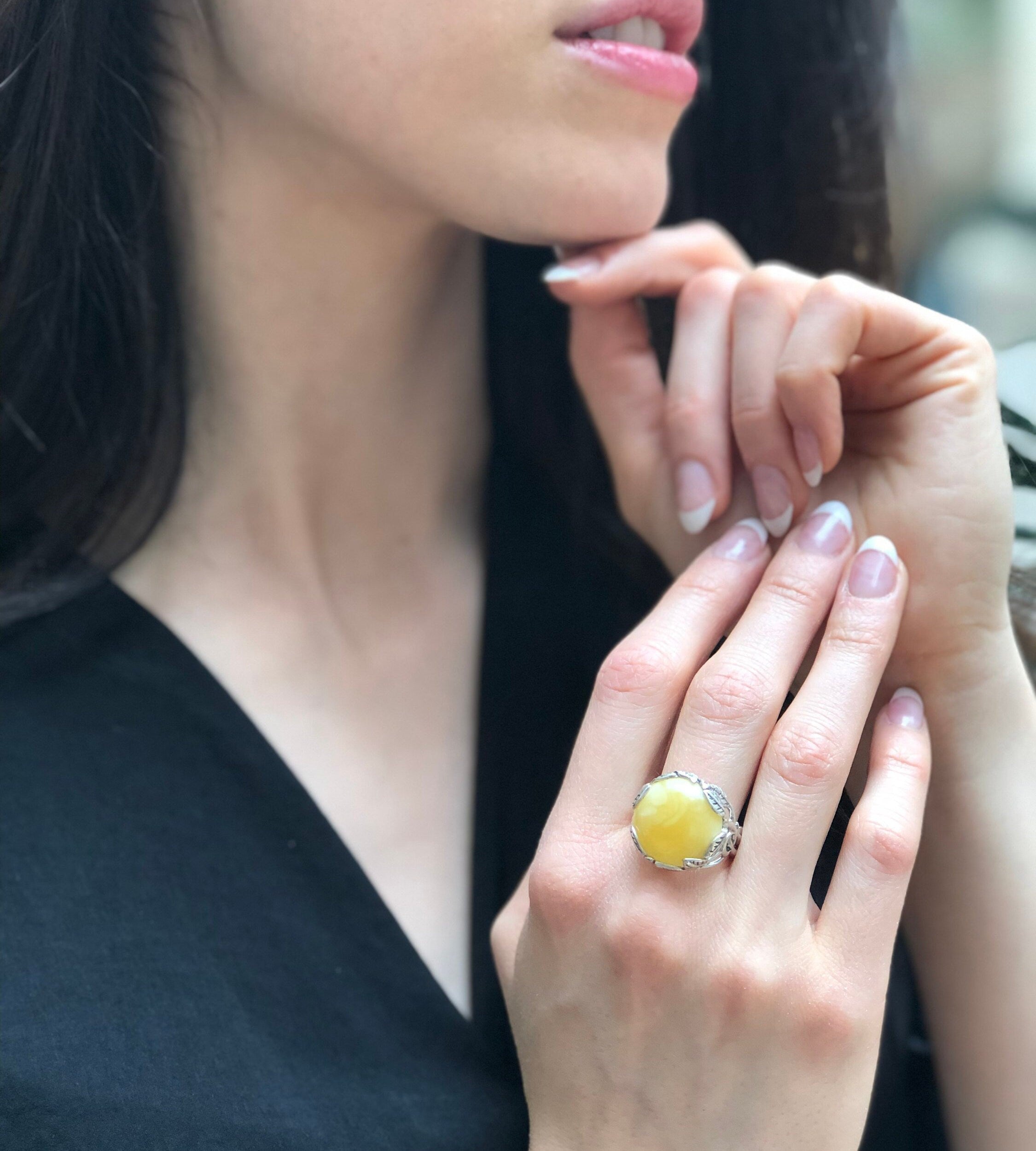Milky Amber Ring, Natural Amber Ring, Statement Ring, Yellow Ring, Leaf Ring, Artistic Ring, Flower Ring, Taurus Ring, Solid Silver Ring