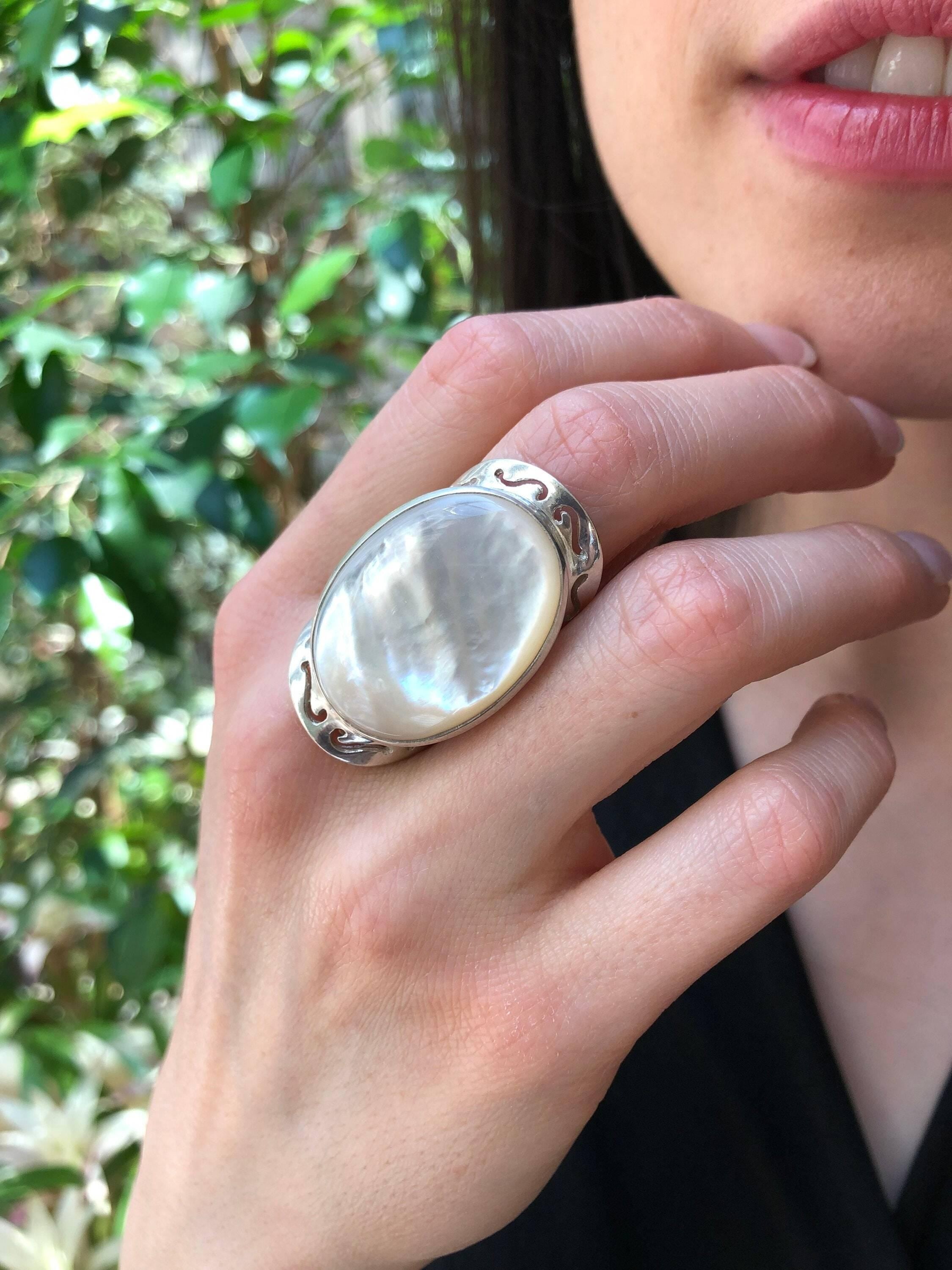 Shell Pearl Ring, Mother of Pearls, Natural Shell Pearl, June Birthstone, Silver Oval Ring, Pearl Ring, Vintage Pearl Ring, 925 Silver Ring