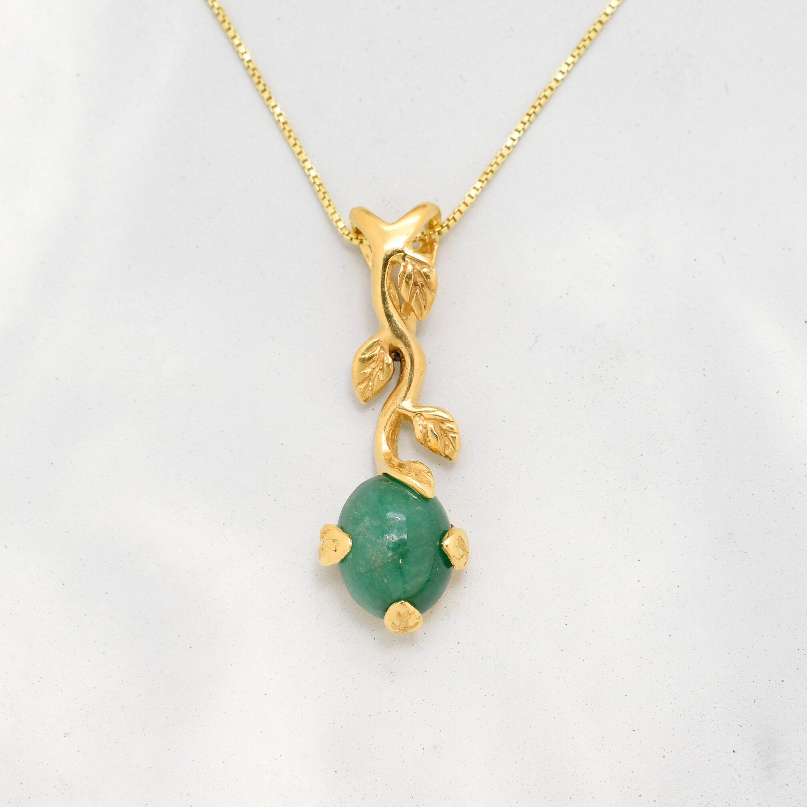 Natural Emerald Pendant made in 18k Gold Vermeil with Oval Natural Green Emerald in Prong setting, May Birthstone gift idea, symbolizes growth, harmony, and deep emotional healing, ideal for everyday wear and perfect for birthday gifting and special occasions.