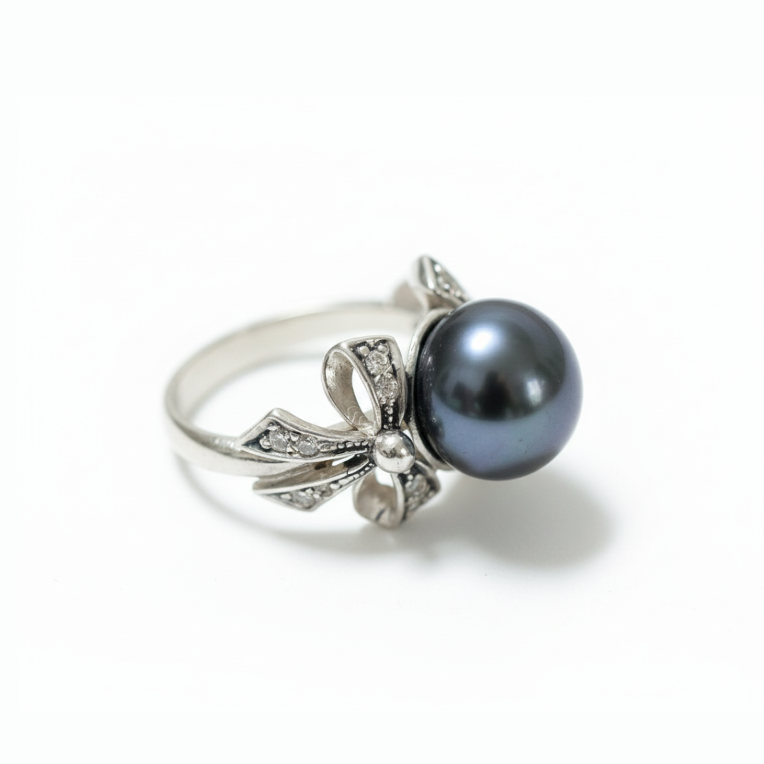 Elegant 925 Sterling Silver ring with a stunning Natural White Pearl, perfect for June birthdays and special celebrations.