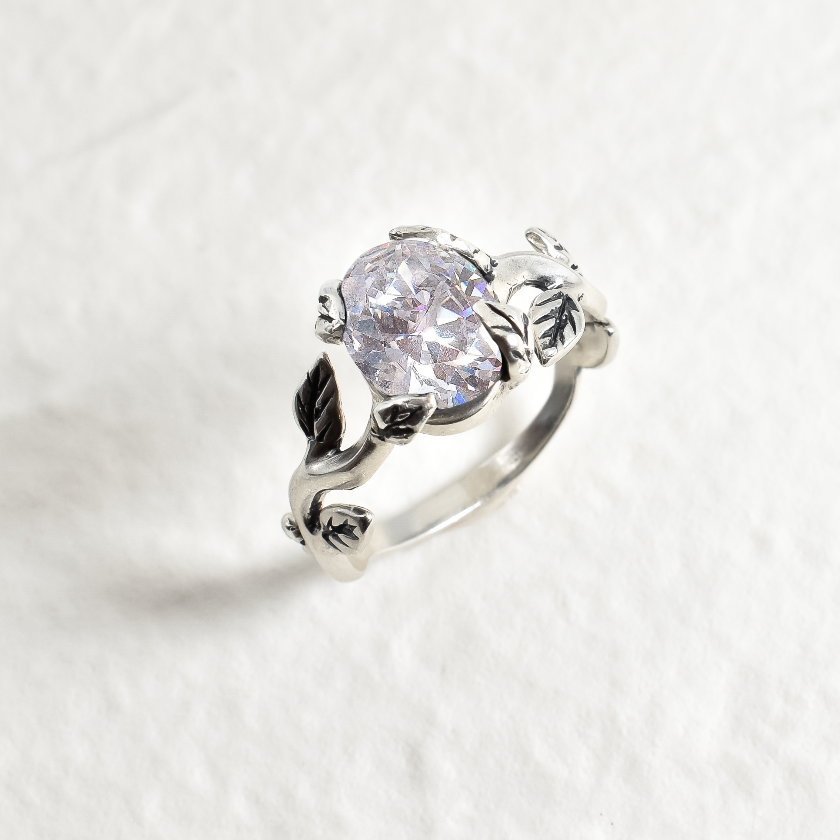 2848-R-cCZZ: Sterling Silver 925 CZ 10x8mm Oval