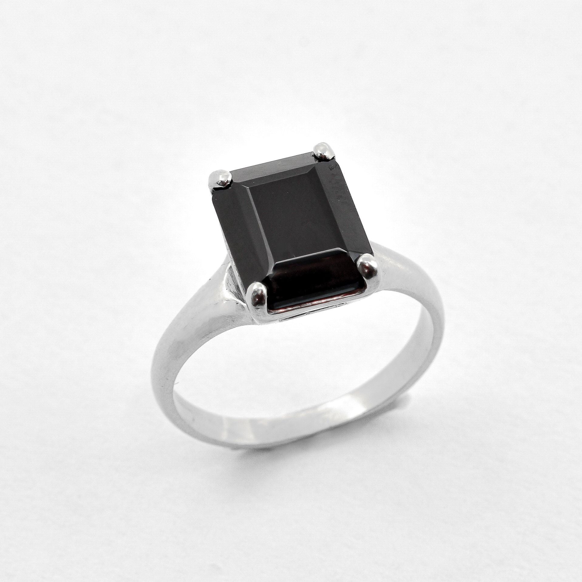 Square Onyx Ring Angle View