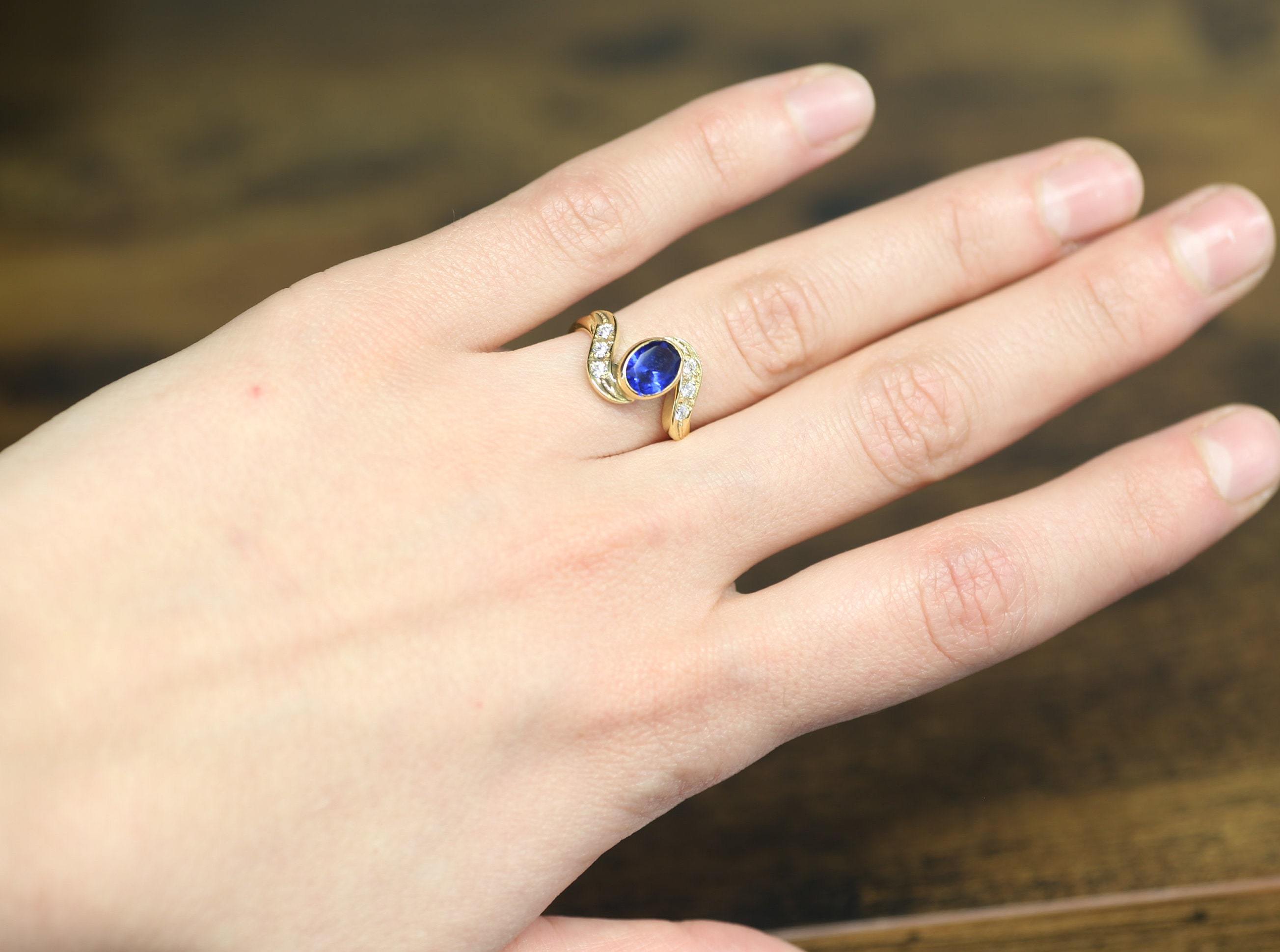 18k Gold Vermeil Sapphire Ring with Oval Blue Sapphire, birthday gift, symbolizes sincerity and faithfulness, perfect for daily wear.