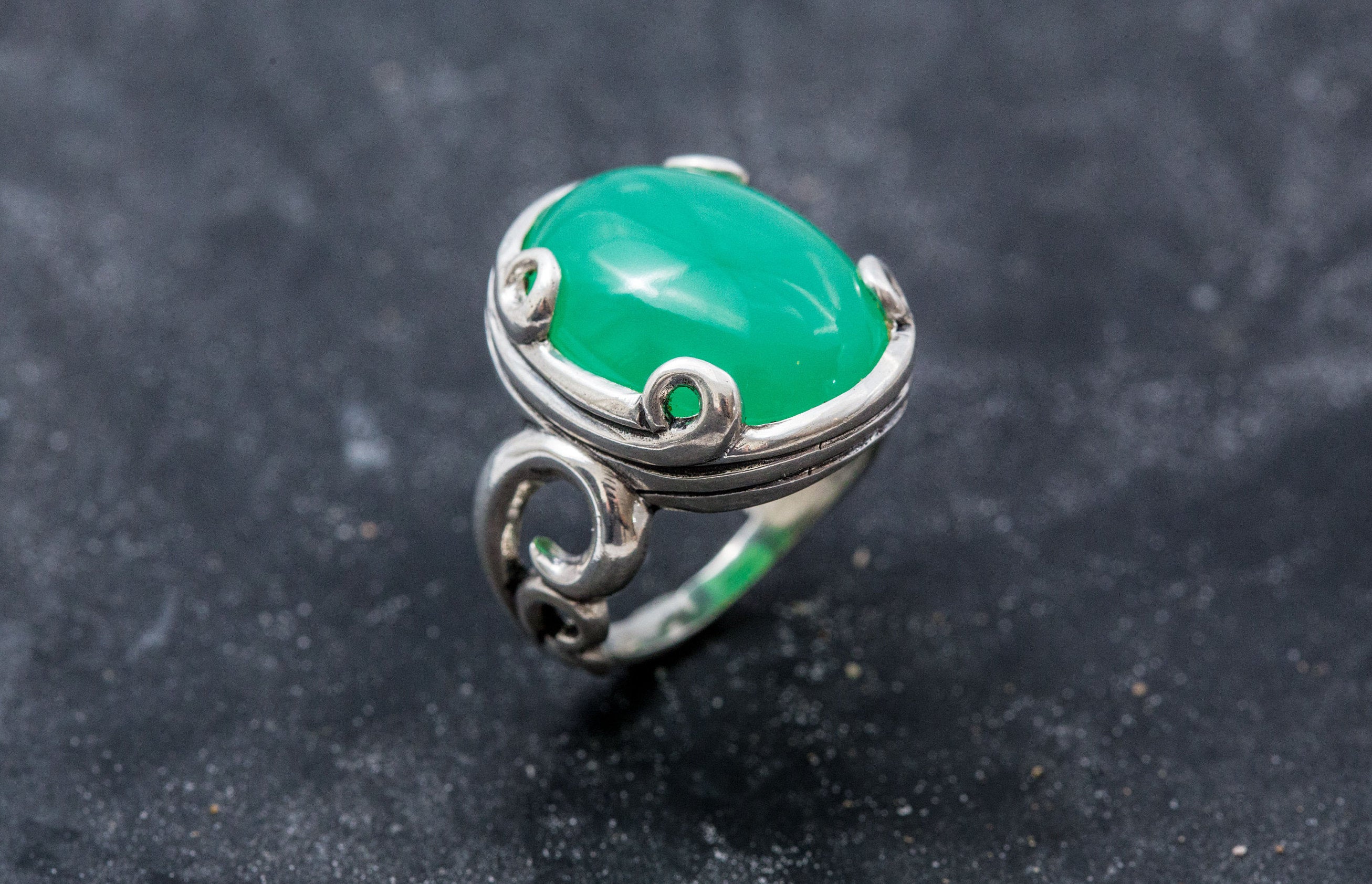 Artistic Green Ring, Chrysoprase Ring, Natural Chrysoprase, May Birthstone, Vintage Rings, Green Chrysoprase, Solid Silver Ring, Chrysoprase