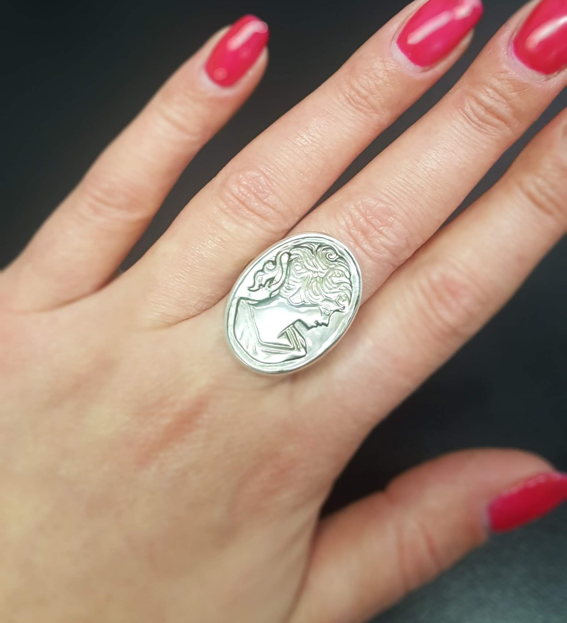 Cameo Ring, Shell Pearl Ring, Natural Shell Pearl, Lady Ring, Artistic Ring, Solid Silver Ring, Mother of Pearls, Roman Ring, Shell Pearl