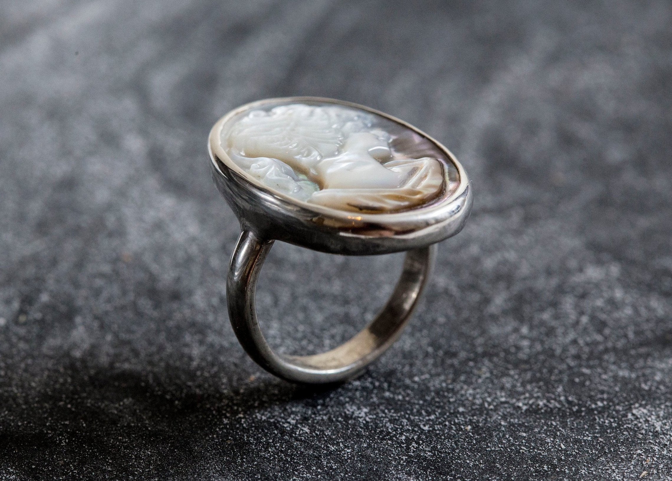 Cameo Ring, Shell Pearl Ring, Natural Shell Pearl, Lady Ring, Artistic Ring, Solid Silver Ring, Mother of Pearls, Roman Ring, Shell Pearl