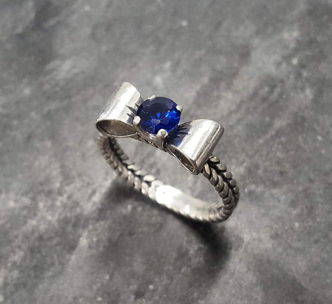 Blue Sapphire Ring, Sapphire Ring, Created Sapphire, Ribbon Ring, Blue Vintage Ring, Silver Ribbon Ring, Blue Diamond Ring, 925 Silver Ring
