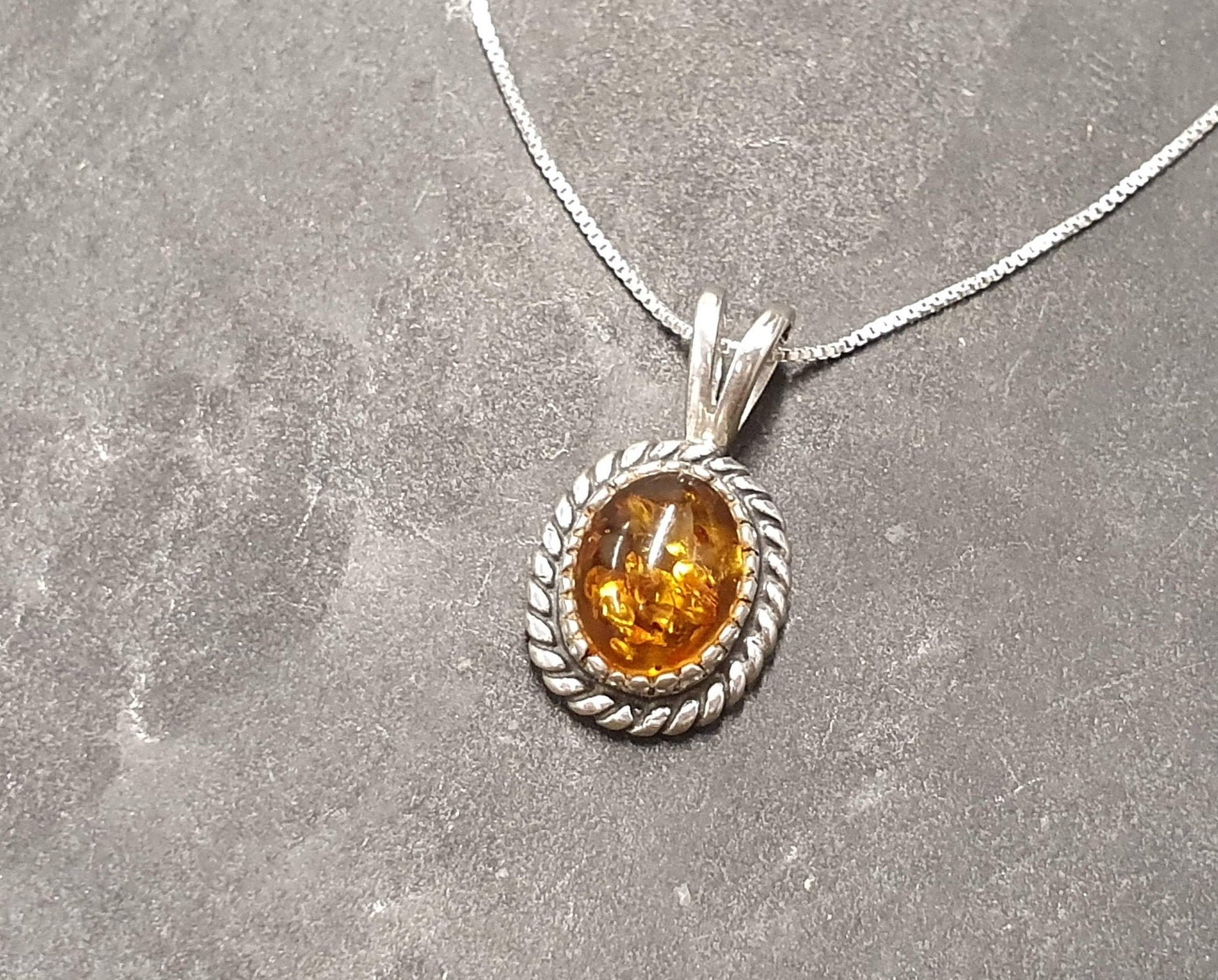 Amber Pendant, Natural Amber, Dainty Pendant, Vintage Pendant, Honey Stone Pendant, Small Amber Pendant, Gold Stone, Solid Silver Pendant
