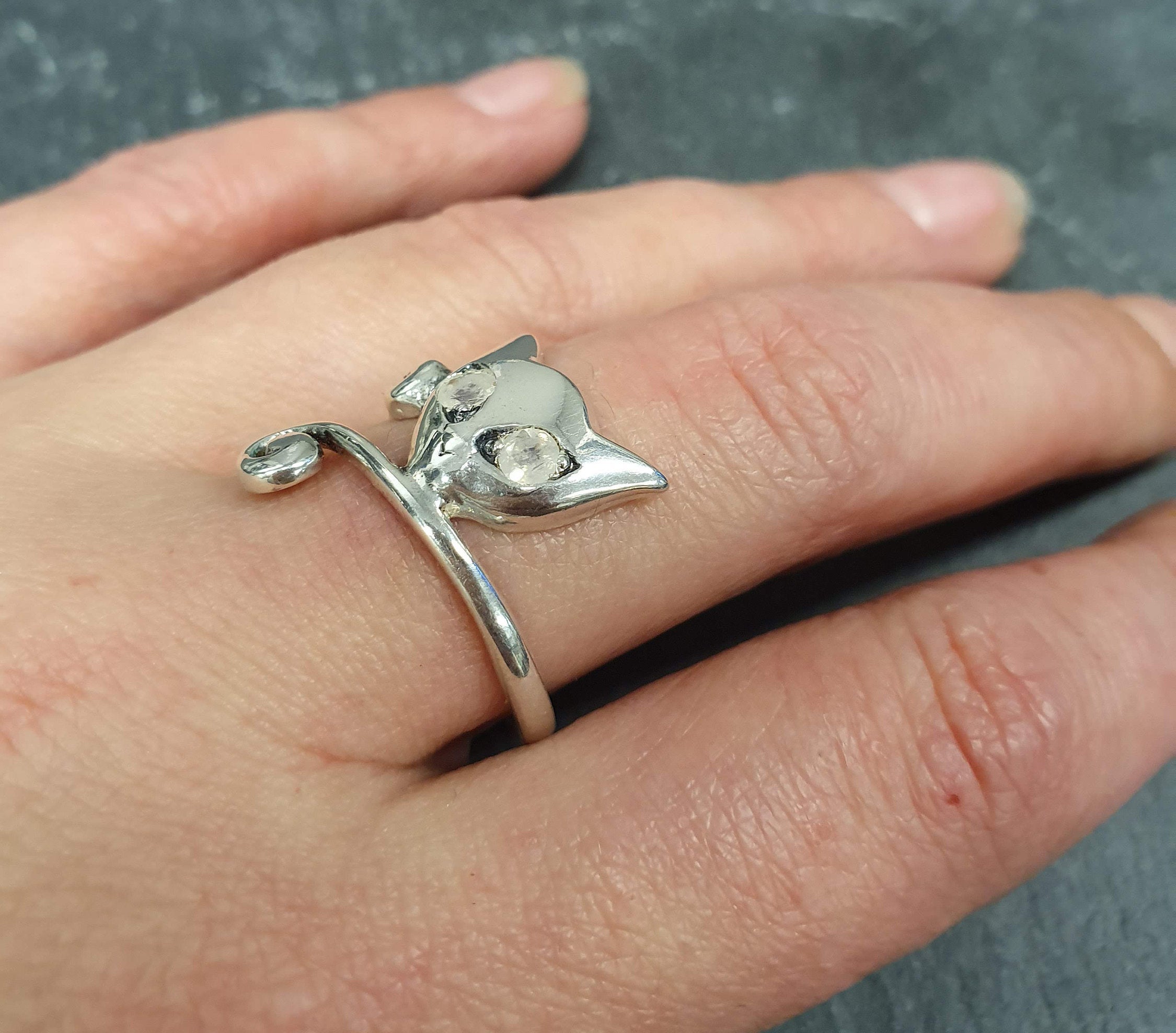 Silver Cat Ring, Natural Moonstone, Kitten Tail Ring, June Birthstone, Cute Cat Ring, Elegant Ring, Moonstone Cat Ring, Solid Silver Ring