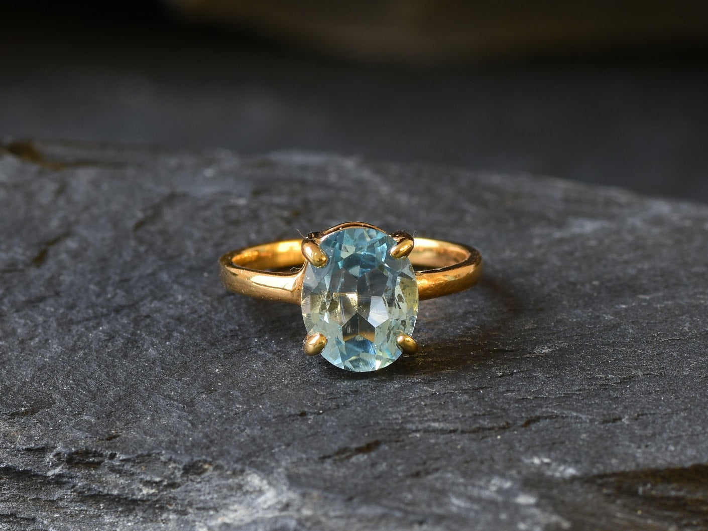 Gold Blue Topaz Ring, 3 Carat Oval Ring, Natural Blue Topaz, Vintage Ring, December Birthstone, Blue Topaz Ring, Blue Ring, Gold Vermeil