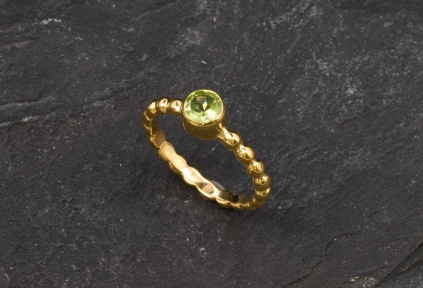 Gold Peridot Ring, Natural Peridot, Stackable Ring, Bubble Band, Beaded Band, August Birthstone, Green Ring, Minimalist Ring, Gold Vermeil