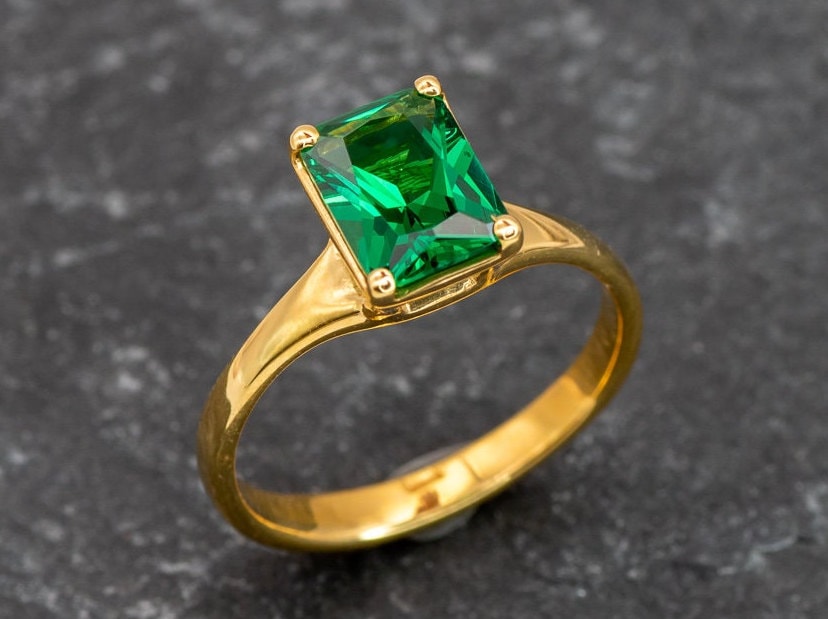 Gold Emerald Ring, Created Emerald, Green Square Ring, Radiant Ring, Dainty Vintage Ring, Engagement Ring, 2 Carat Promise Ring, Vermeil