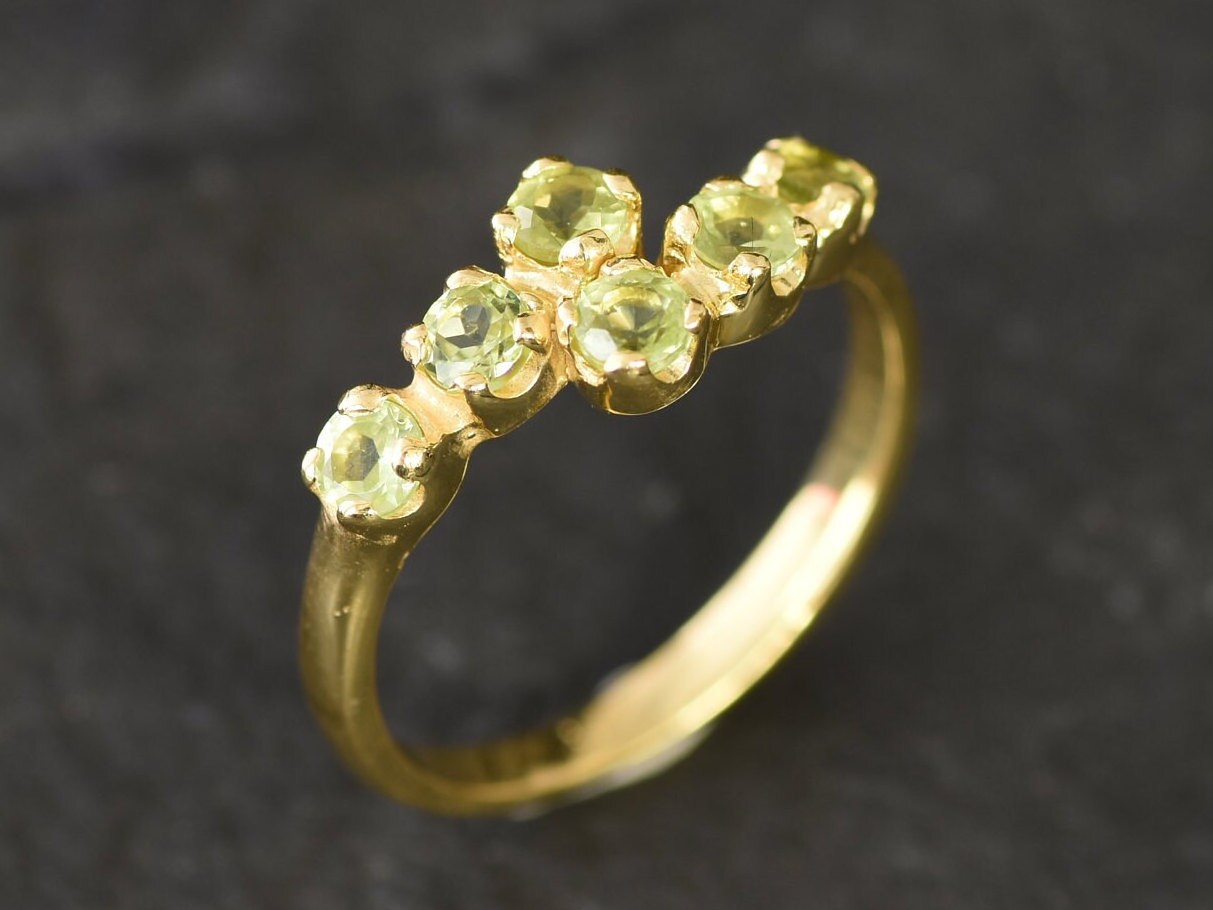 Gold Peridot Ring, Natural Peridot, August Birthstone, Stackable Ring, Green Band, Gold Vintage Ring, Gold Vermeil Ring, Birthstone Ring