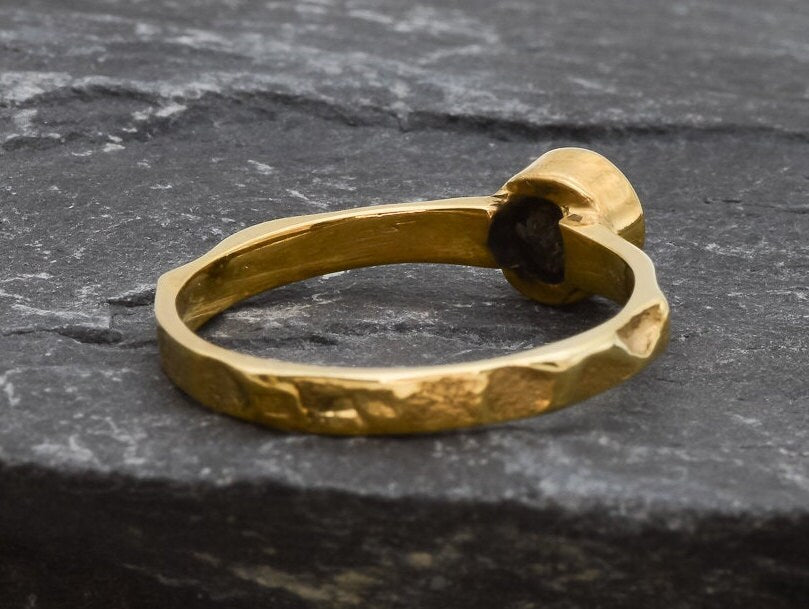 Gold Ruby Ring, Created Ruby, Ruby Solitaire Ring, Round Ruby Ring, Ruby Promise Ring, Created Ruby Ring, Red Stone Ring, Hammered Band, 18K