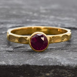 Gold Ruby Ring, Created Ruby, Ruby Solitaire Ring, Round Ruby Ring, Ruby Promise Ring, Created Ruby Ring, Red Stone Ring, Hammered Band, 18K