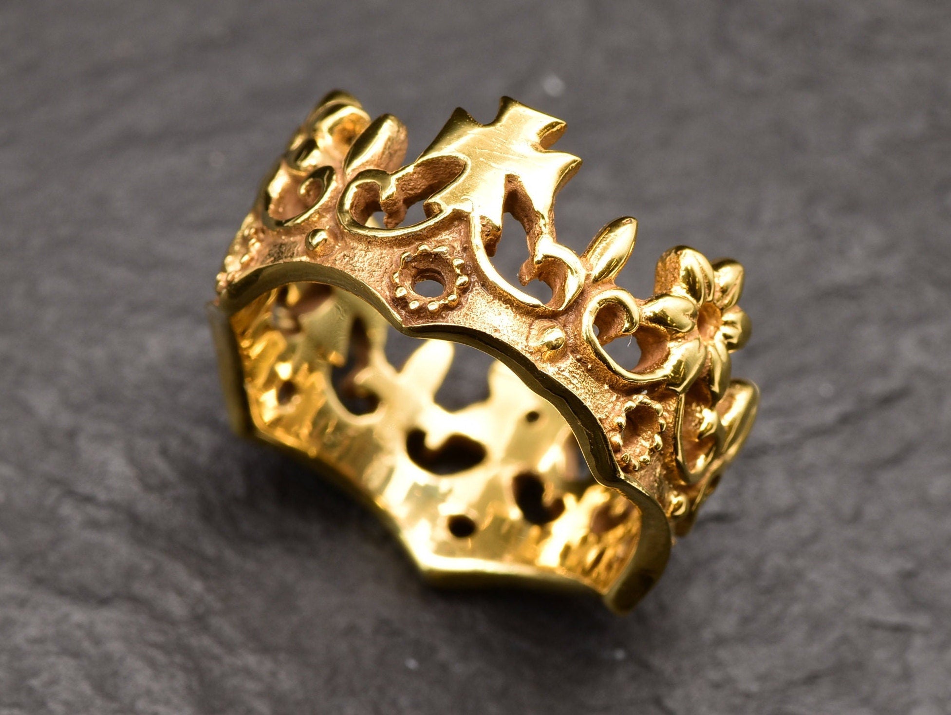 Sterling crown ring — Mage of Metals
