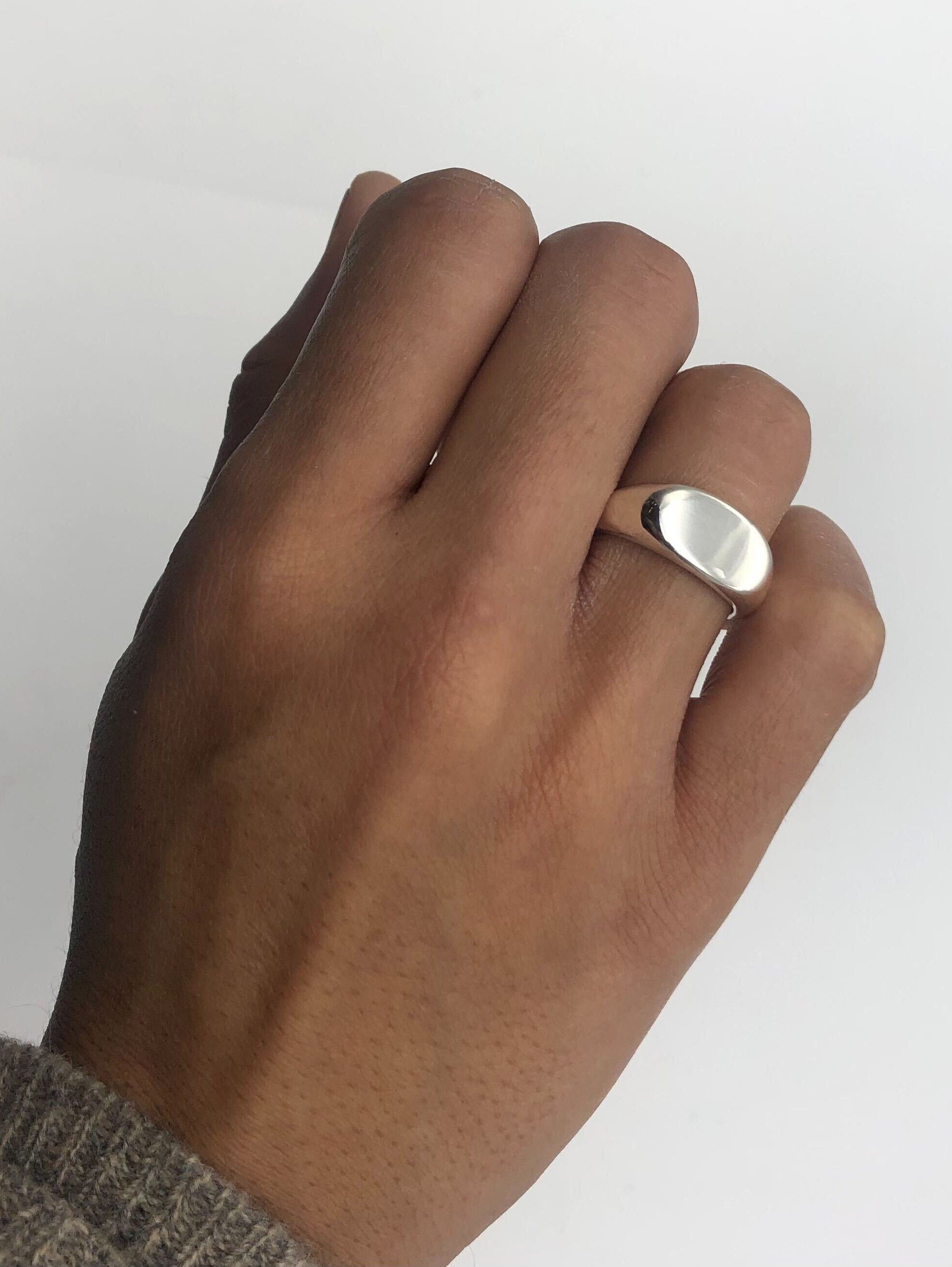 Silver Signet Ring, Signet Ring, Smooth Signet Ring, Oval Signet Ring, Unisex Ring, Minimal Ring, Silver Ring, Solid Silver Ring, 925 Silver